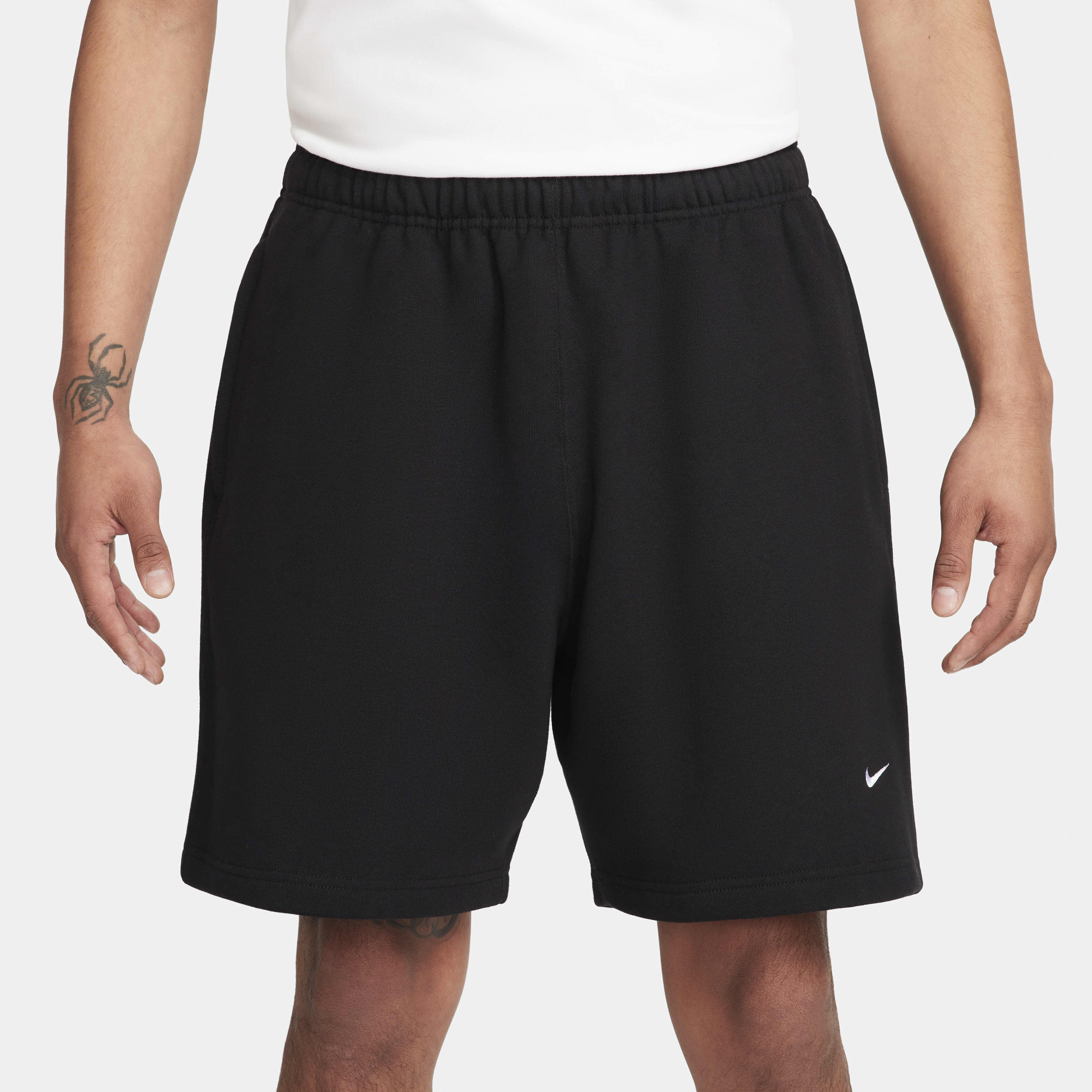 نايكي سولو سووش image number 1