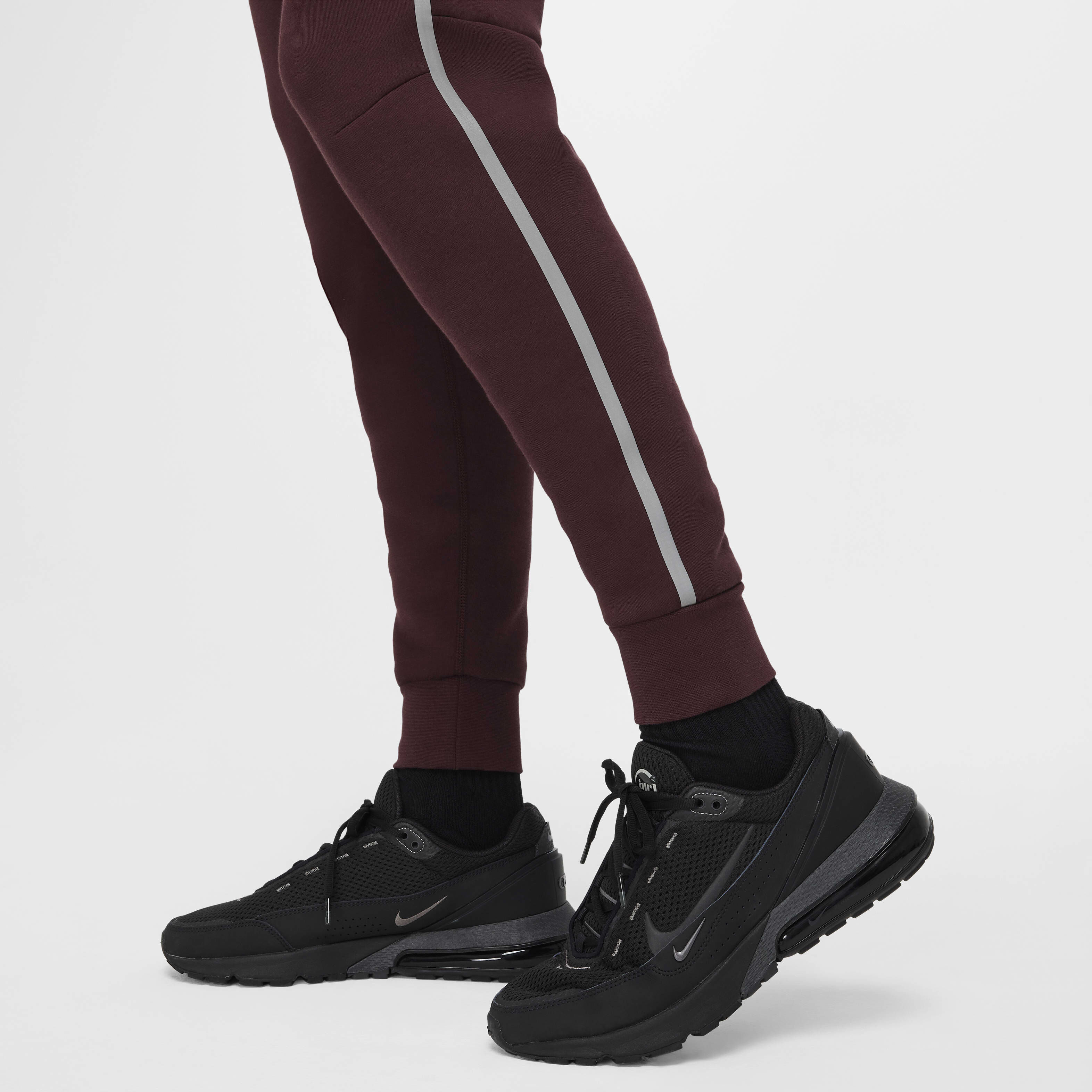 Buy Nike Tech Men s Fleece Joggers Nike Qatar Official