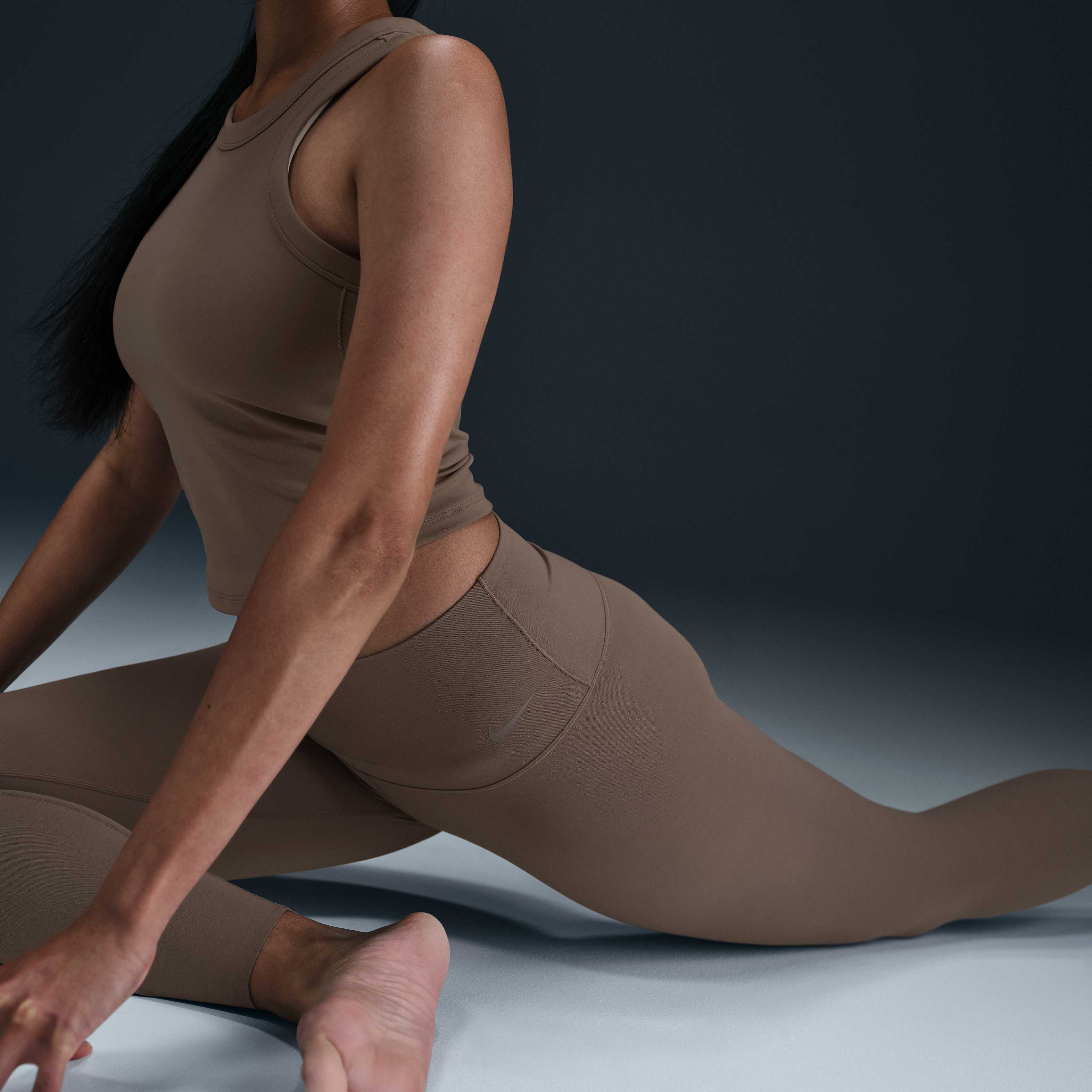 Nike Zenvy image number 2