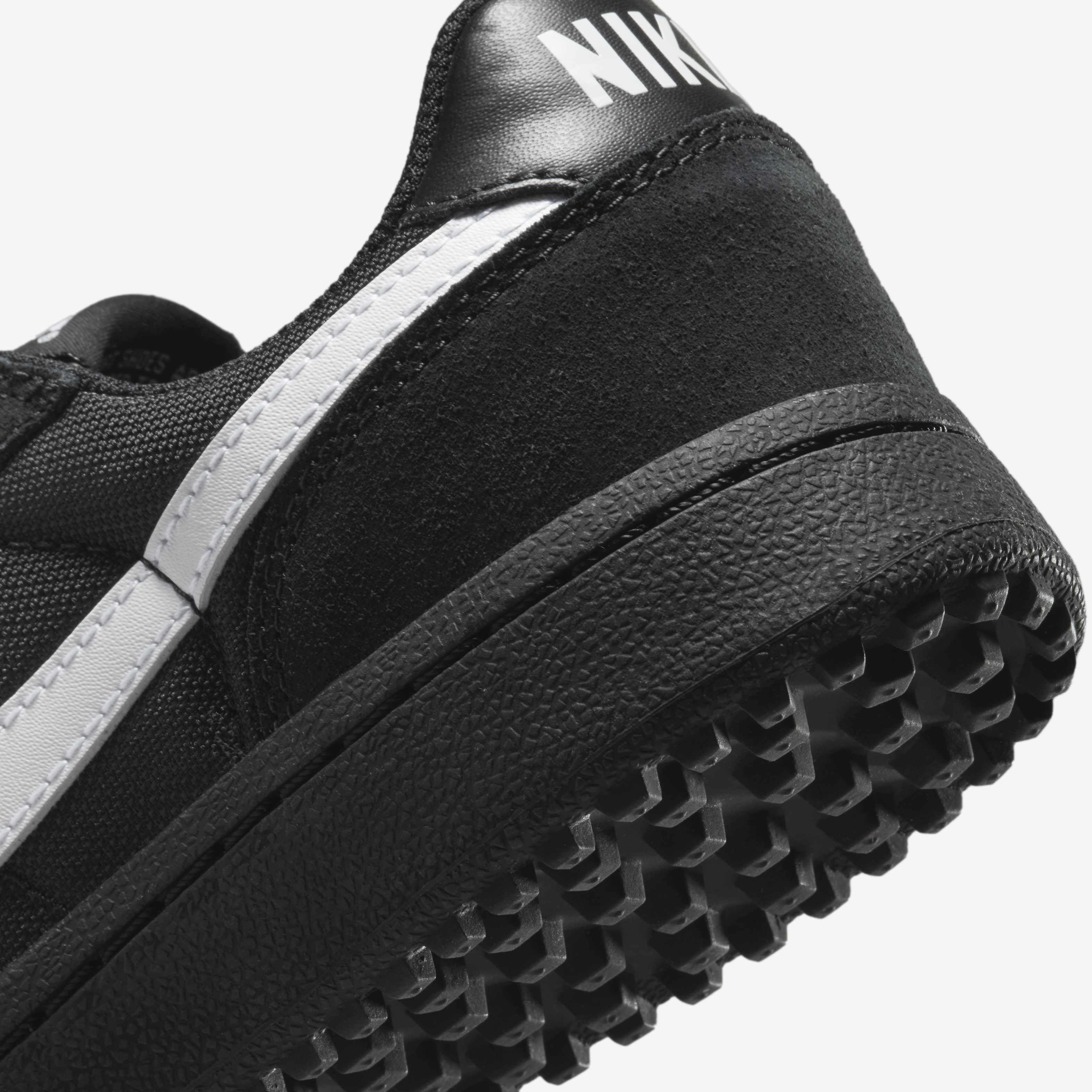 Nike Field General image number 7