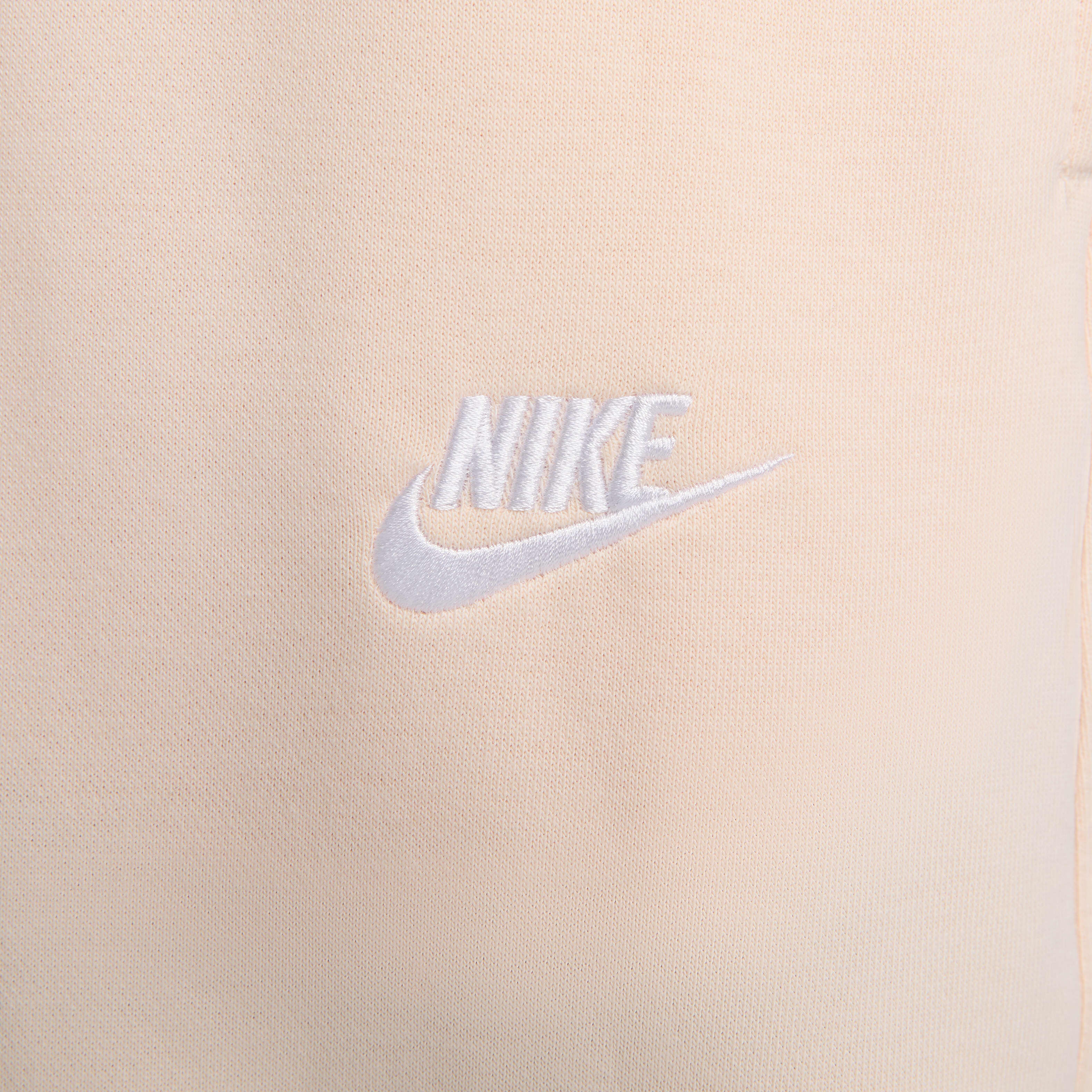 Nike Sportswear Club image number 6