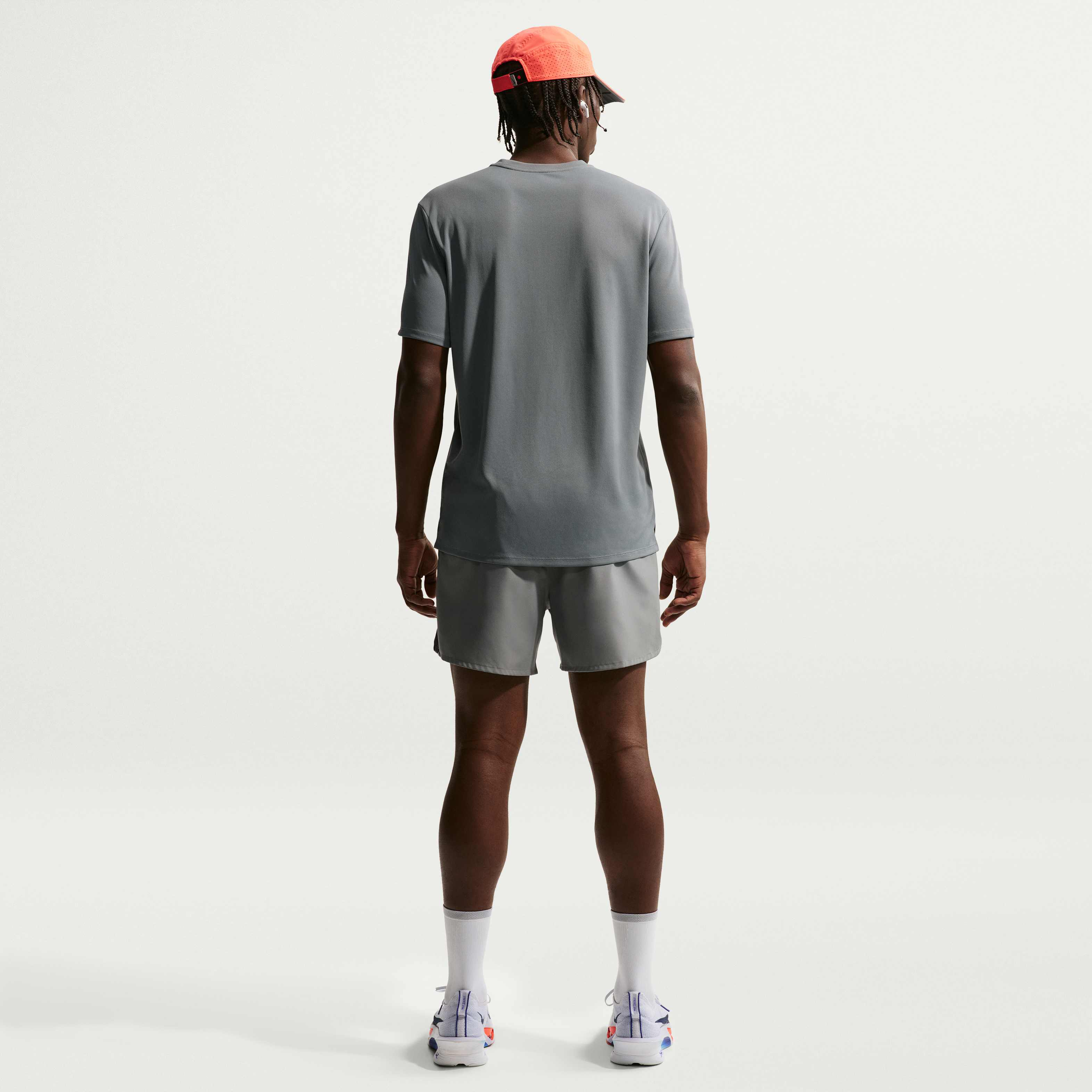 Nike Miler image number 4