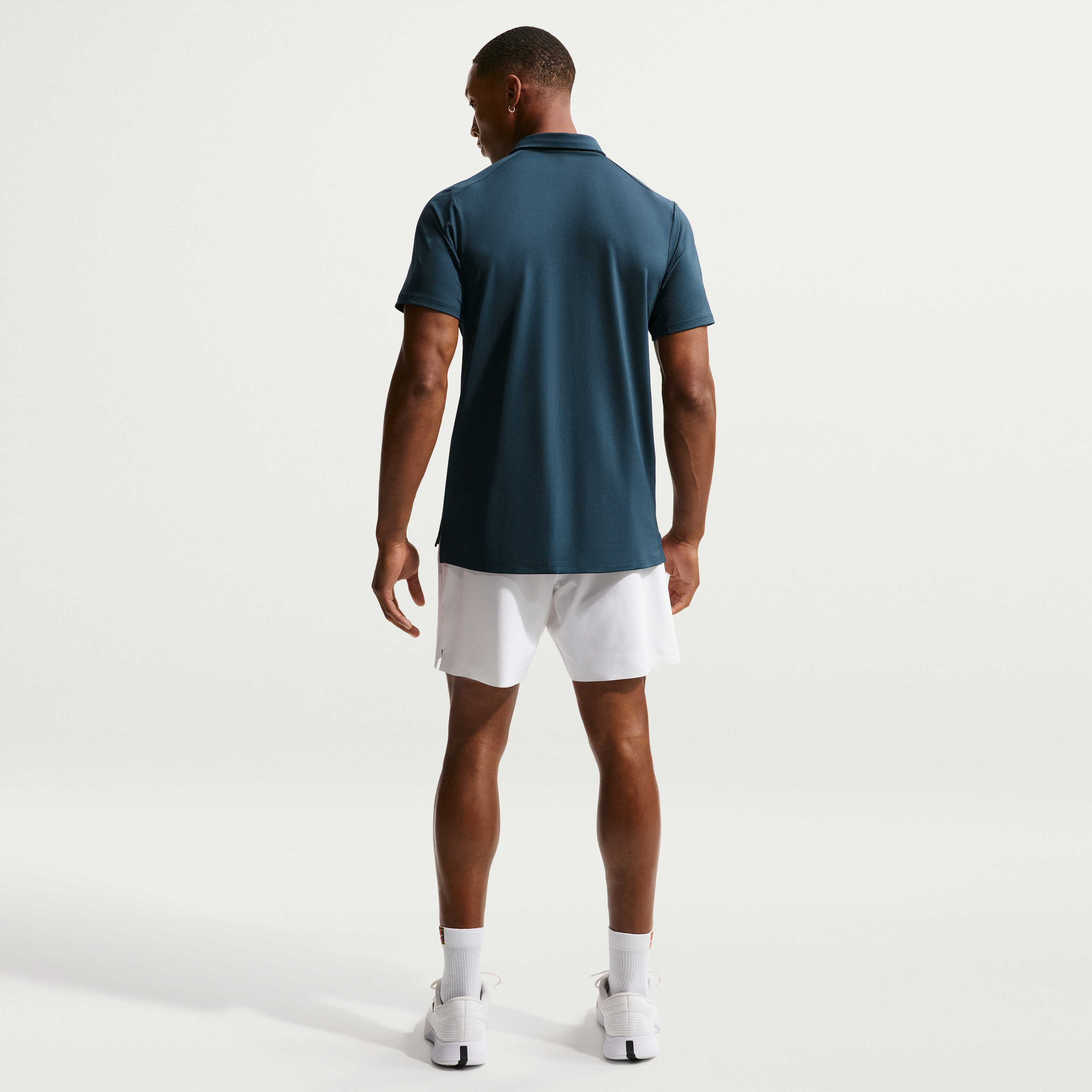 NikeCourt Advantage image number 4