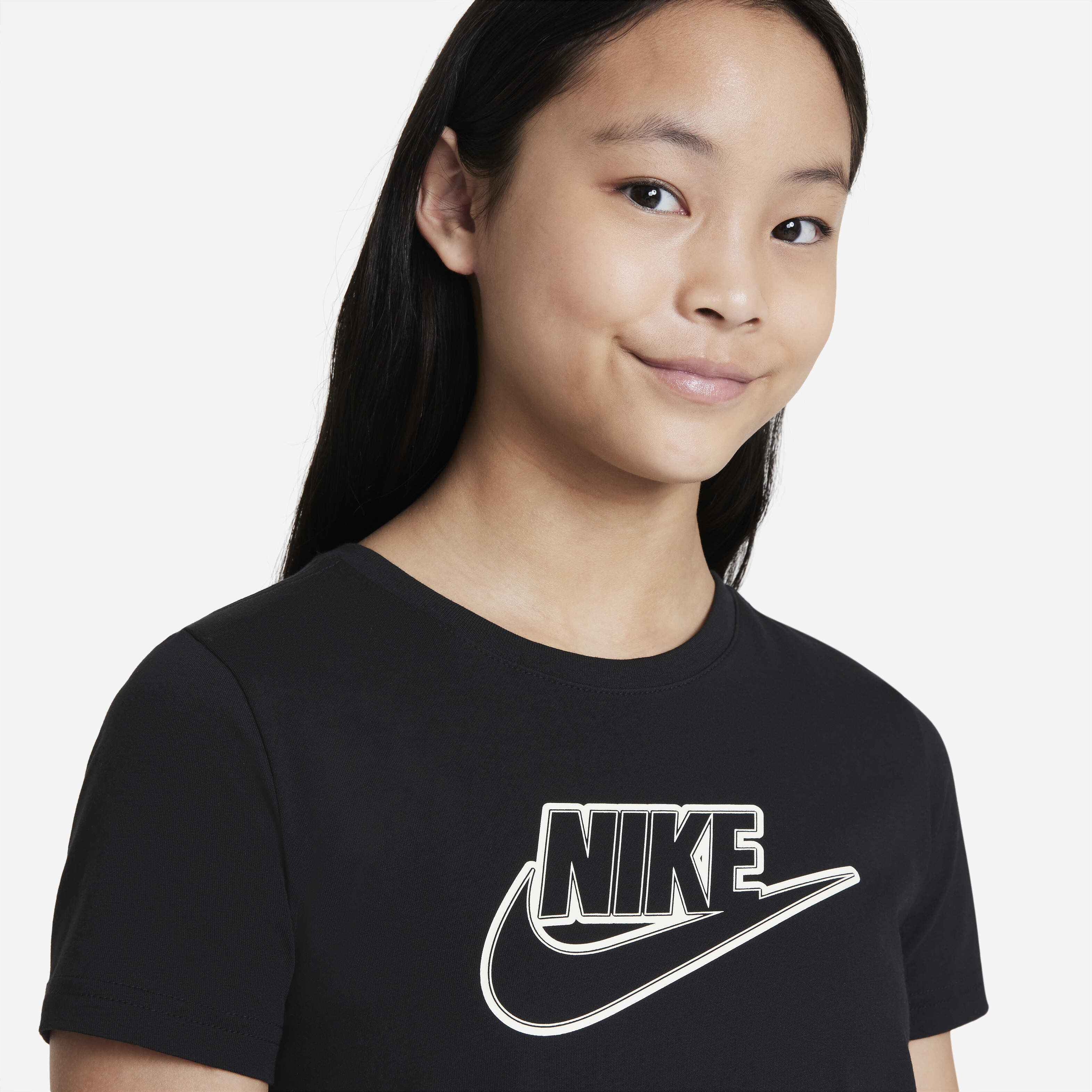 Nike Sportswear image number 2