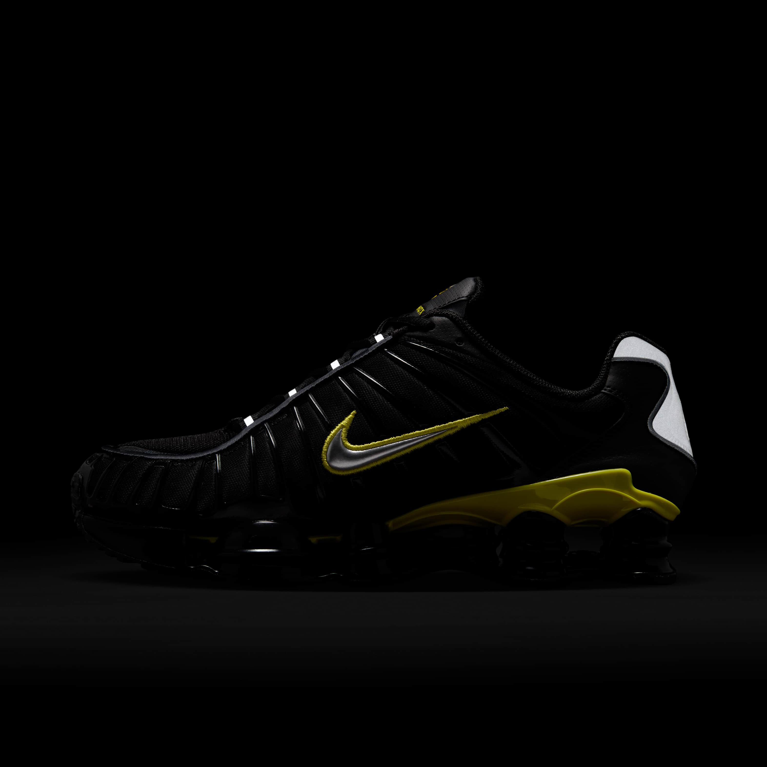 靴 Nike Shox TL Black Dynamic Yellow Nike Shox TL Black Dynamic Yellow Metallic Silver CN0151-002