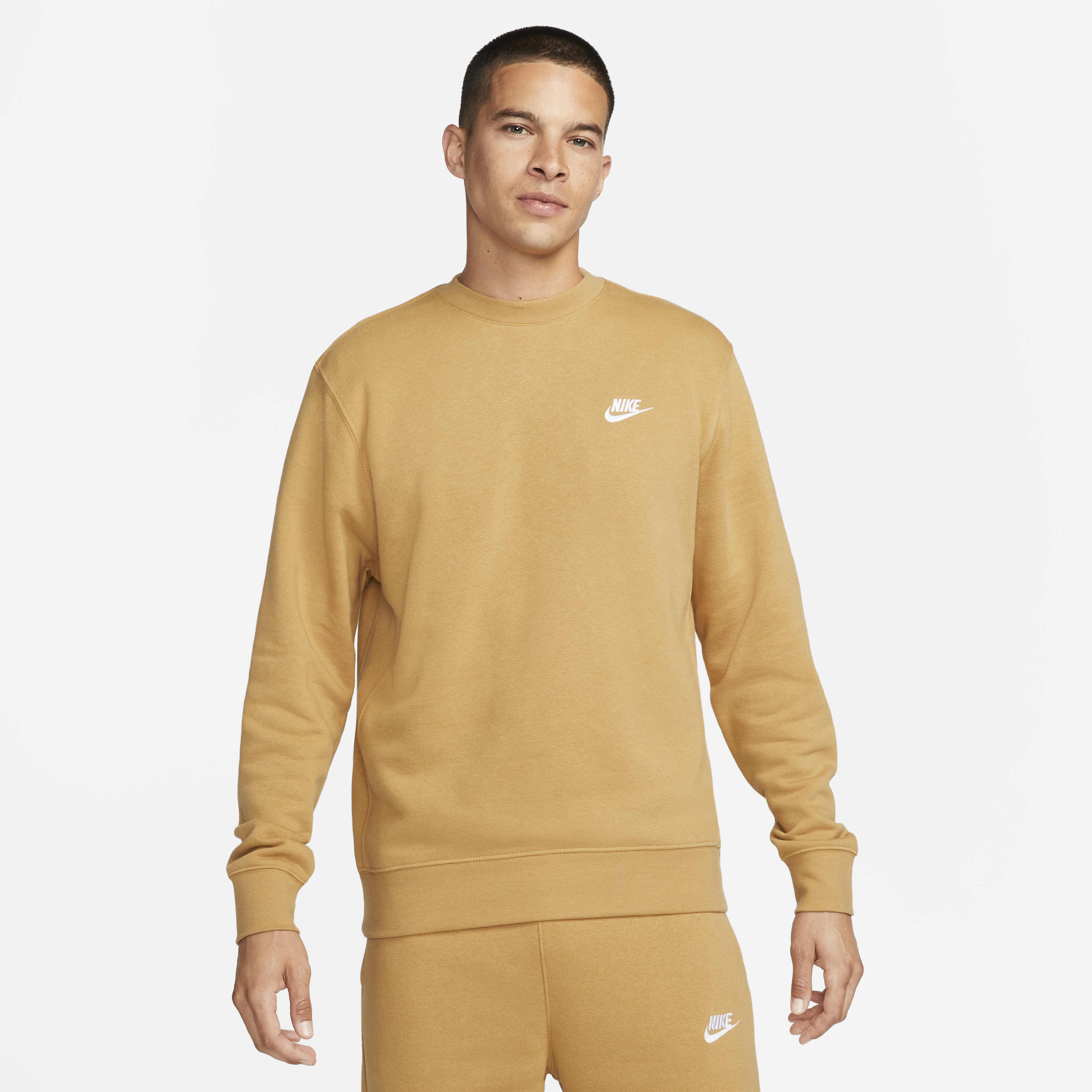 نايكي سبورتسوير كلوب فليس image number 0