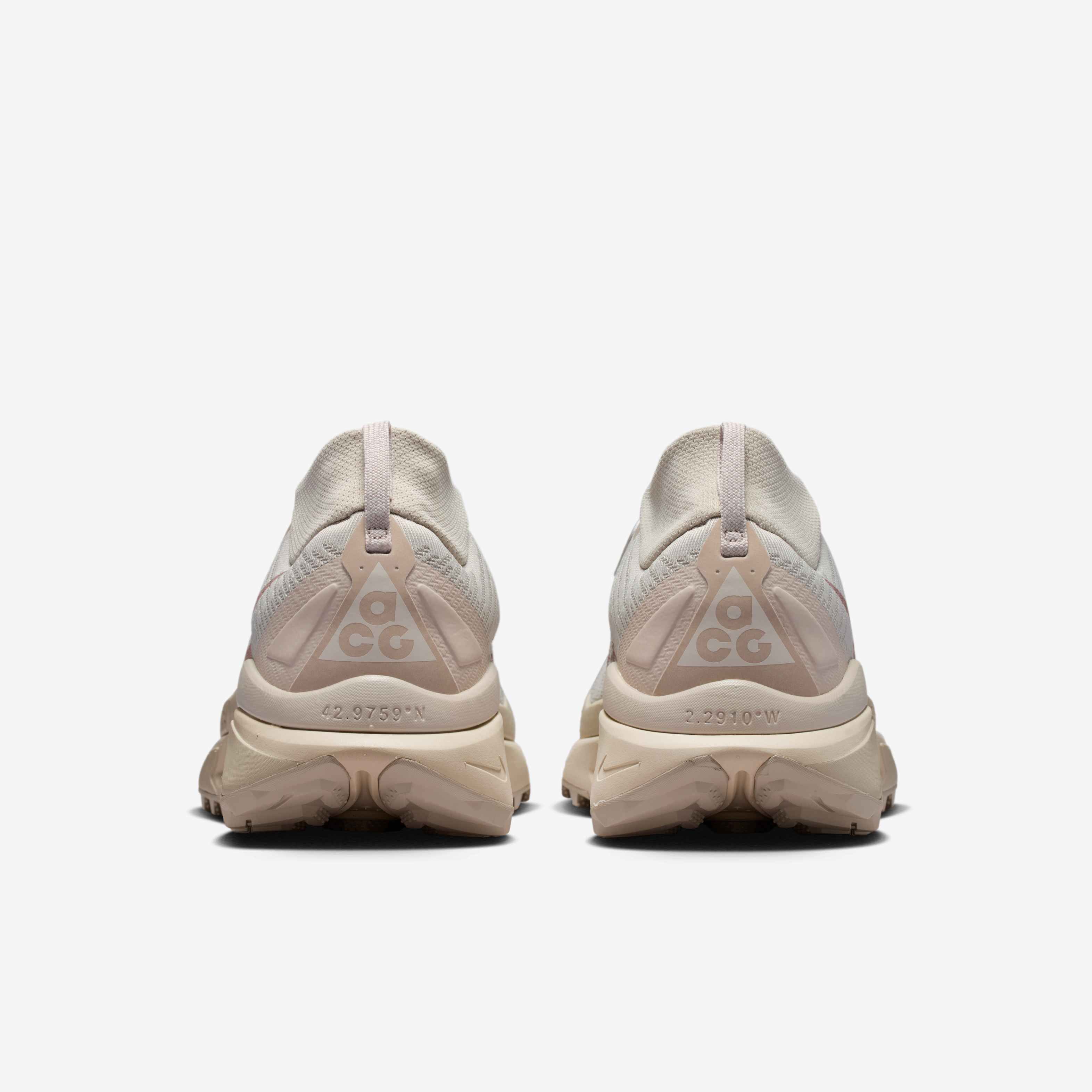 نايكي ACG زيجاما image number 4