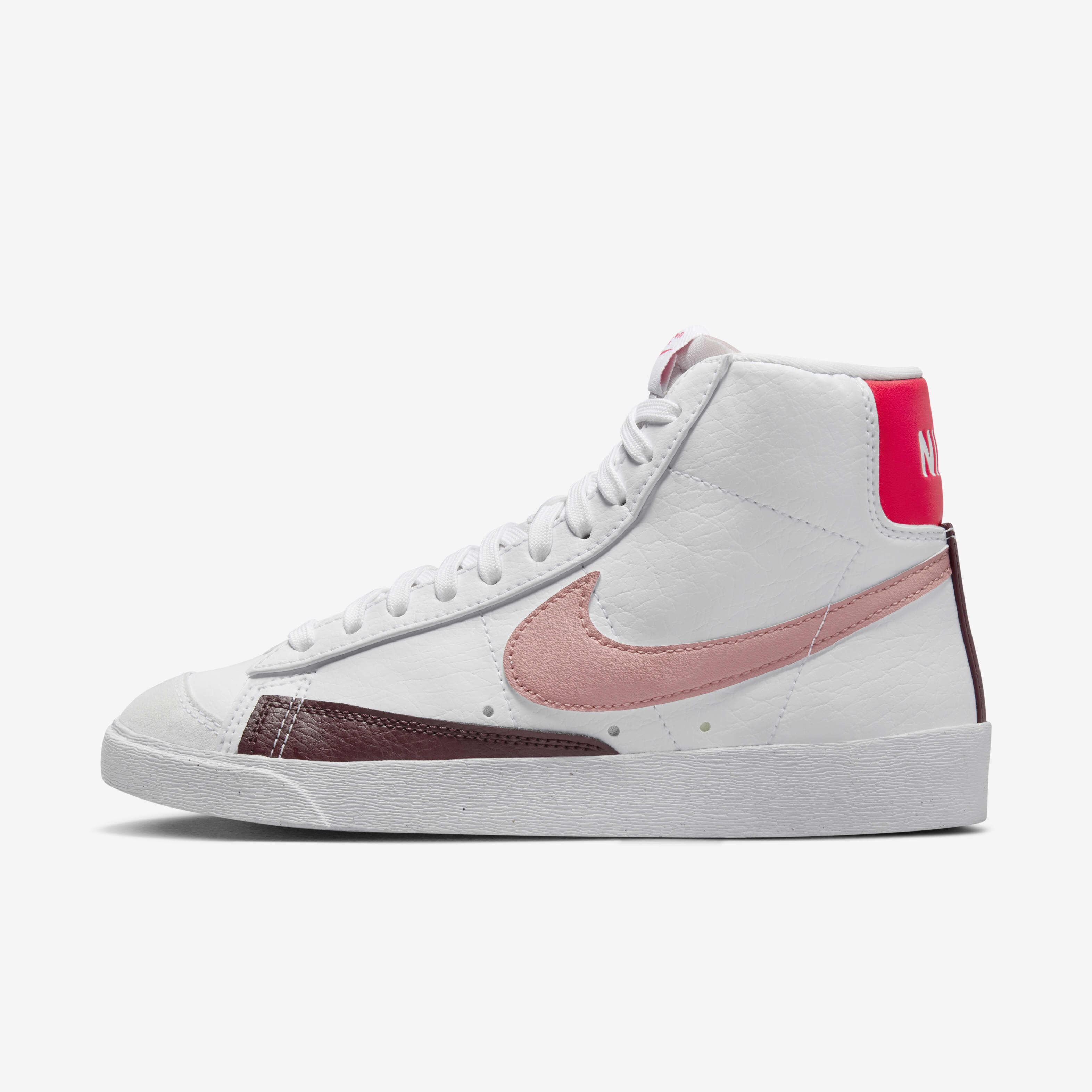 Nike Blazer Mid '77 image number 0