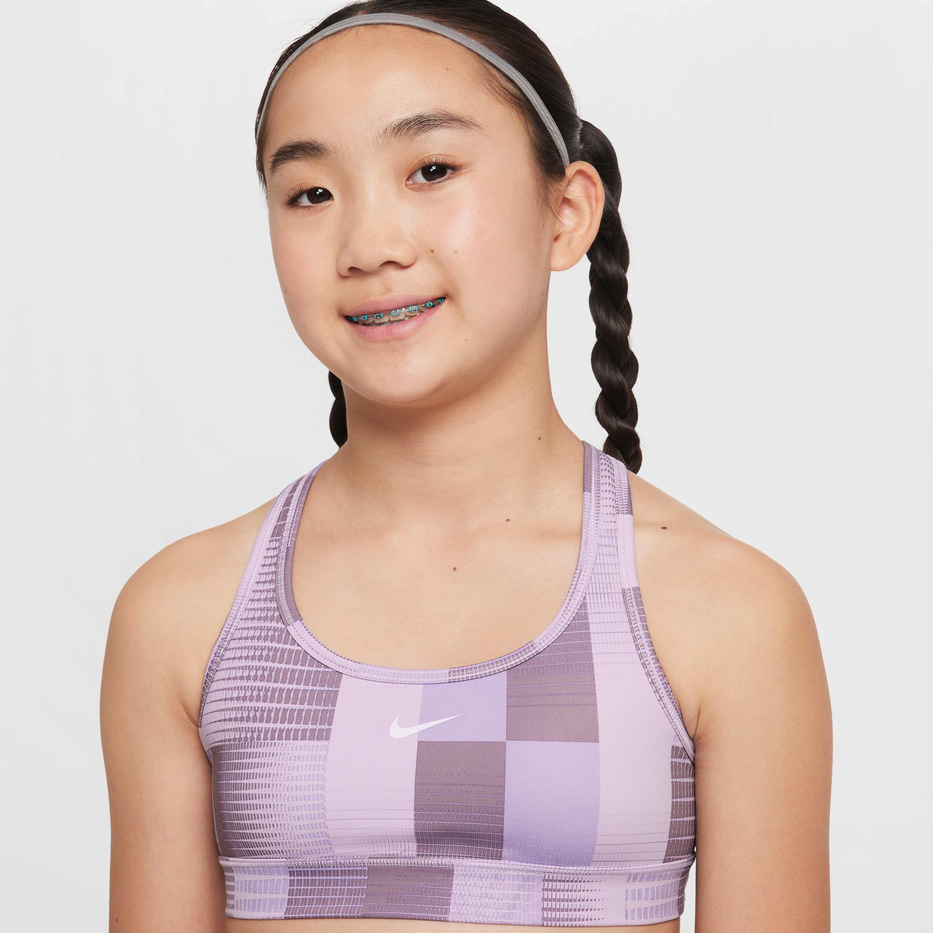 Nike Pro image number 2