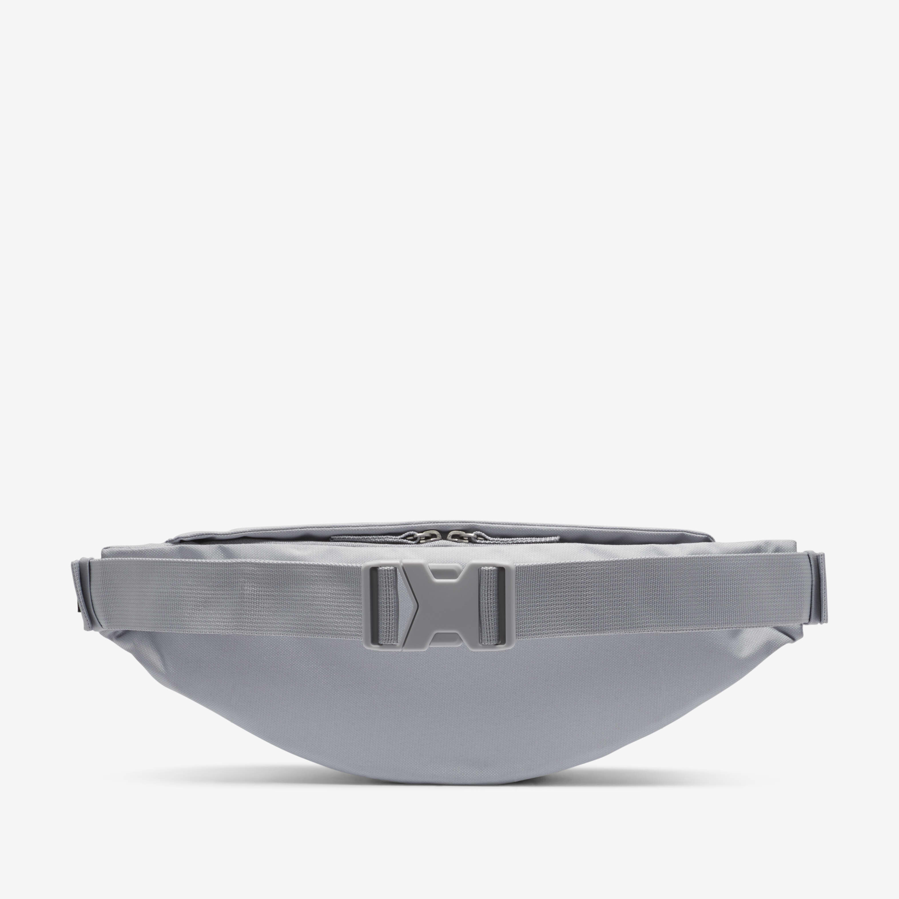 نايكي هيرتج image number 3