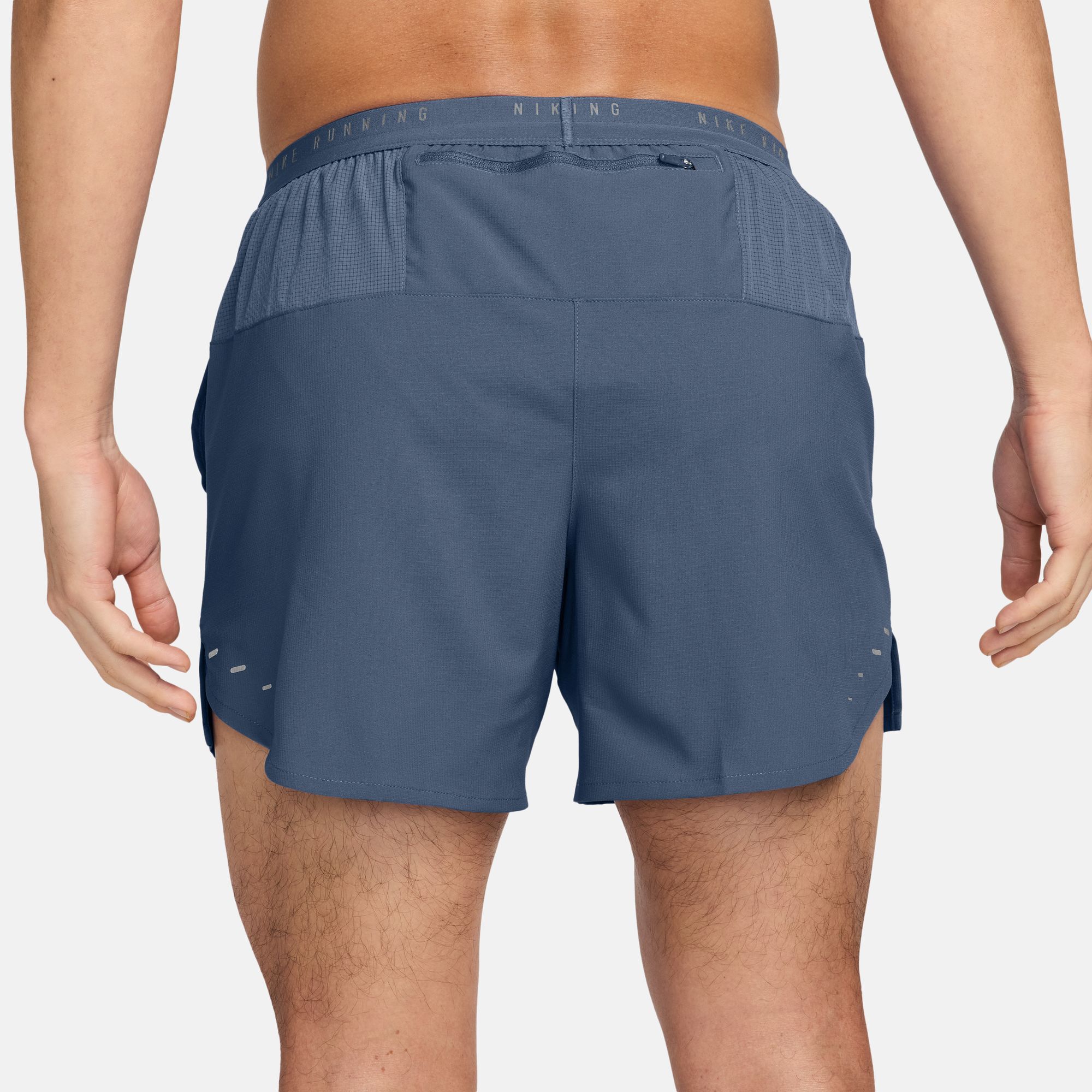 Nike Stride image number 1