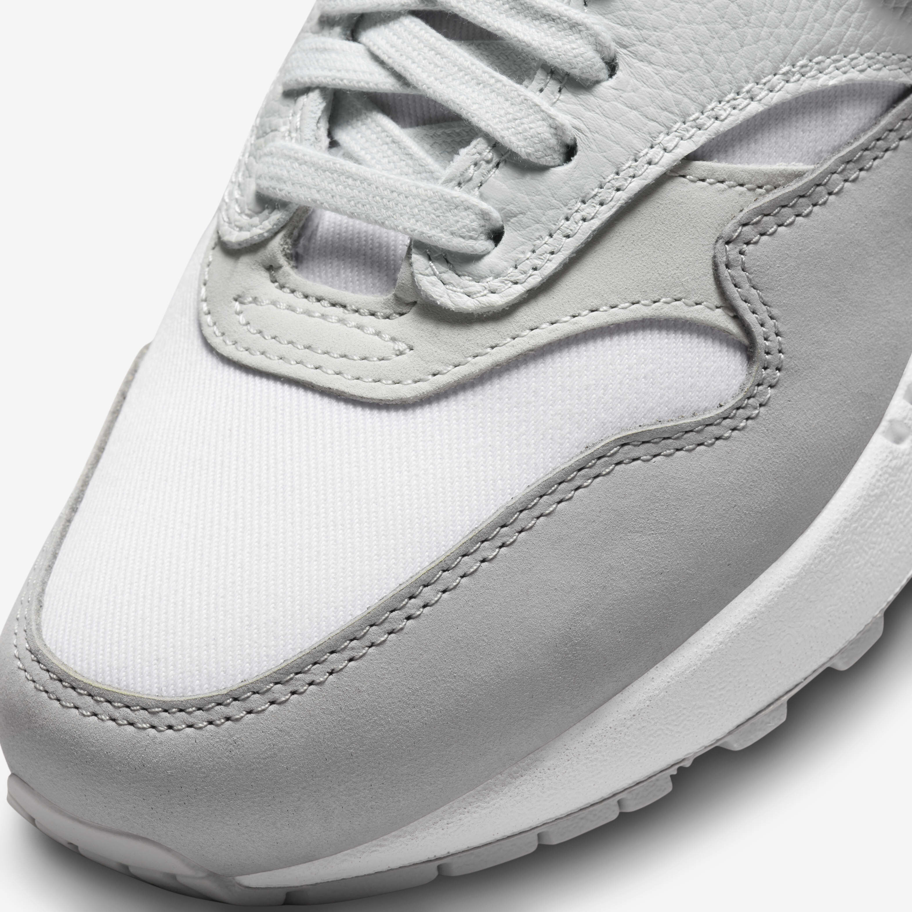 اير ماكس 1 '87 LX NBHD image number 6