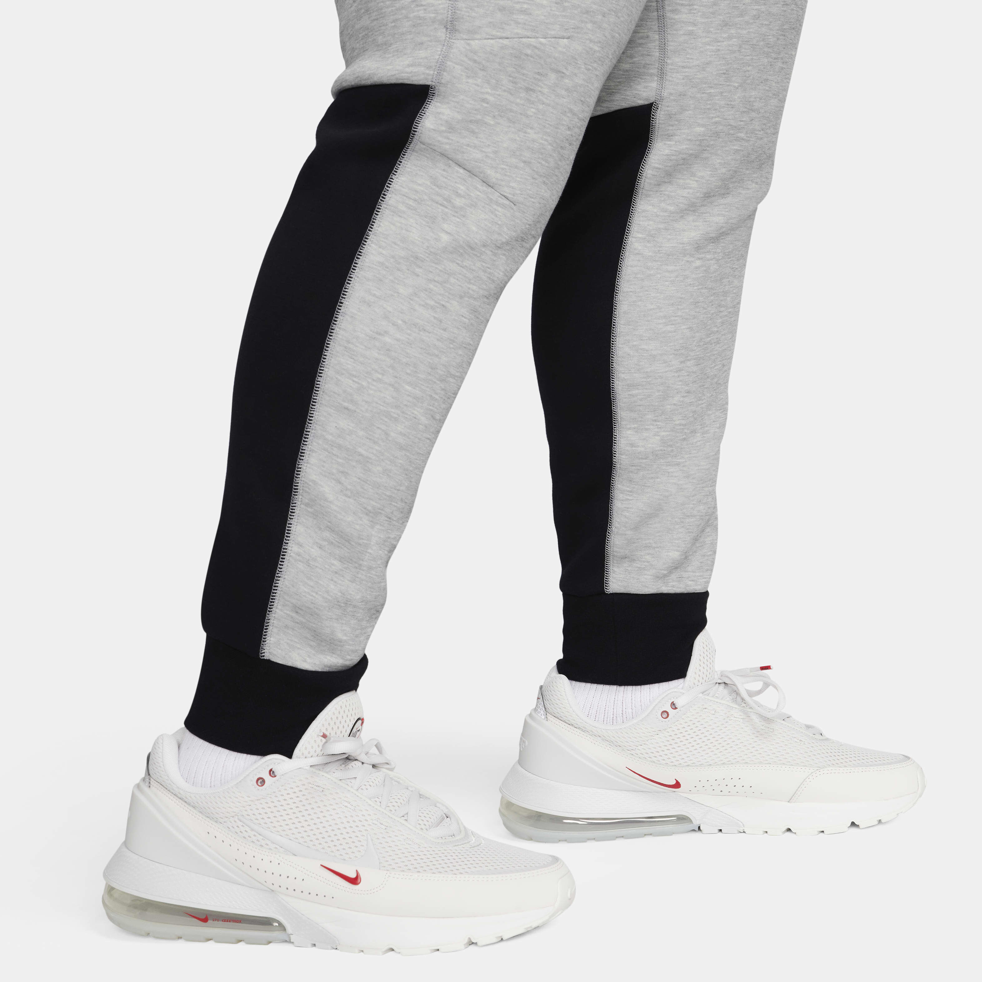 Nike Sportswear Tech Fleece image number 16