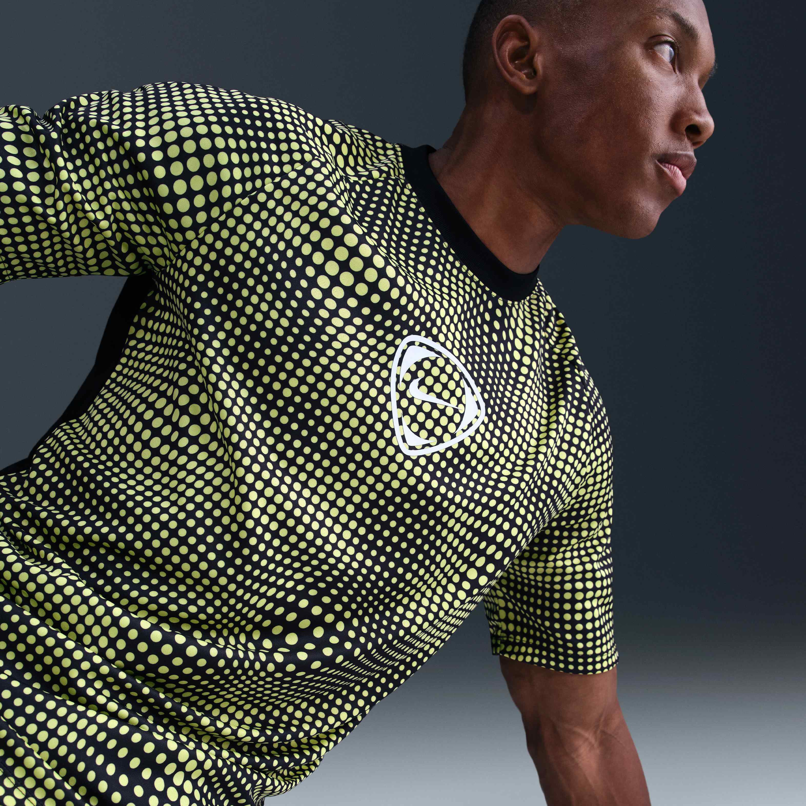 نايكي أكاديمي بلس image number 2