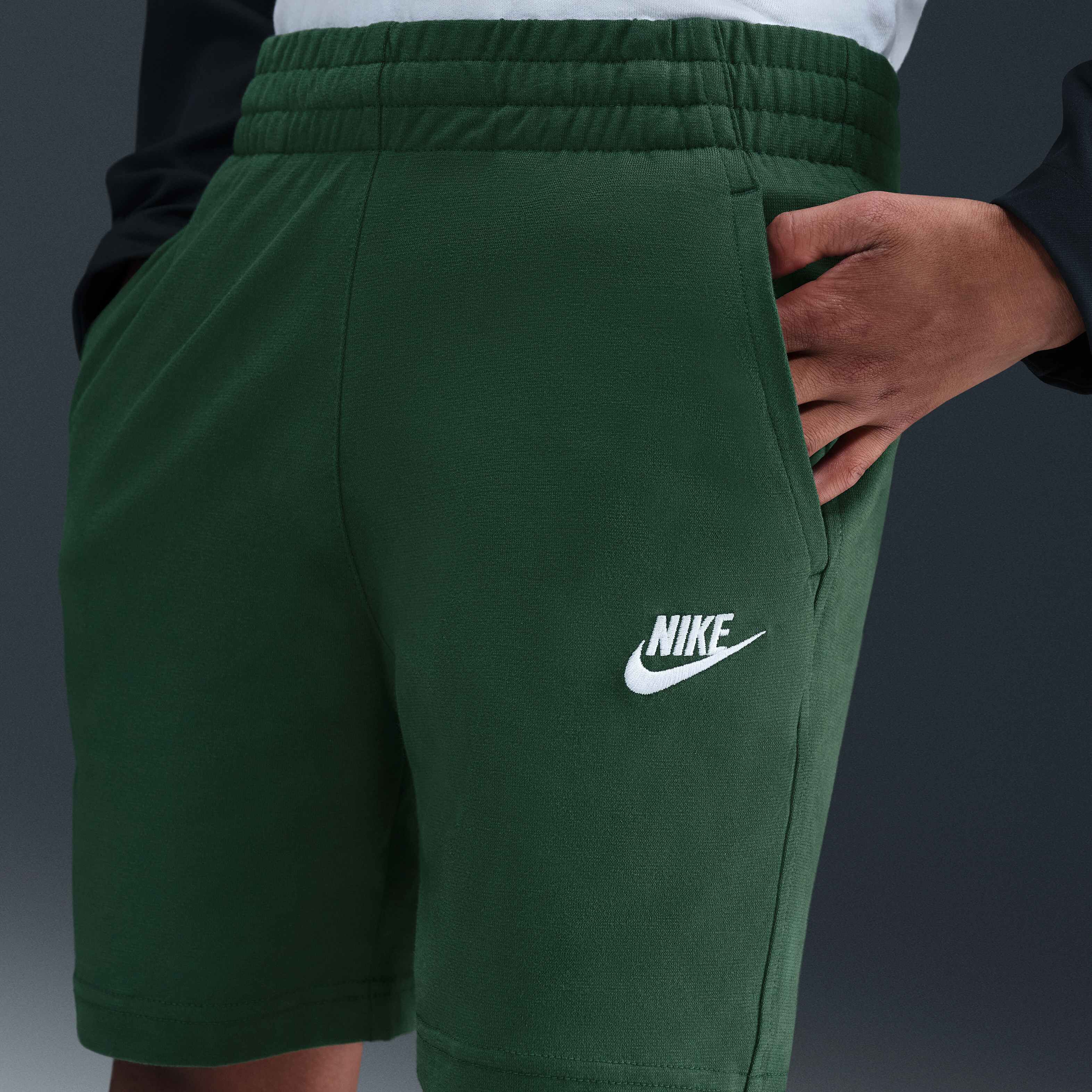 نايكي سبورتسوير كلوب image number 1