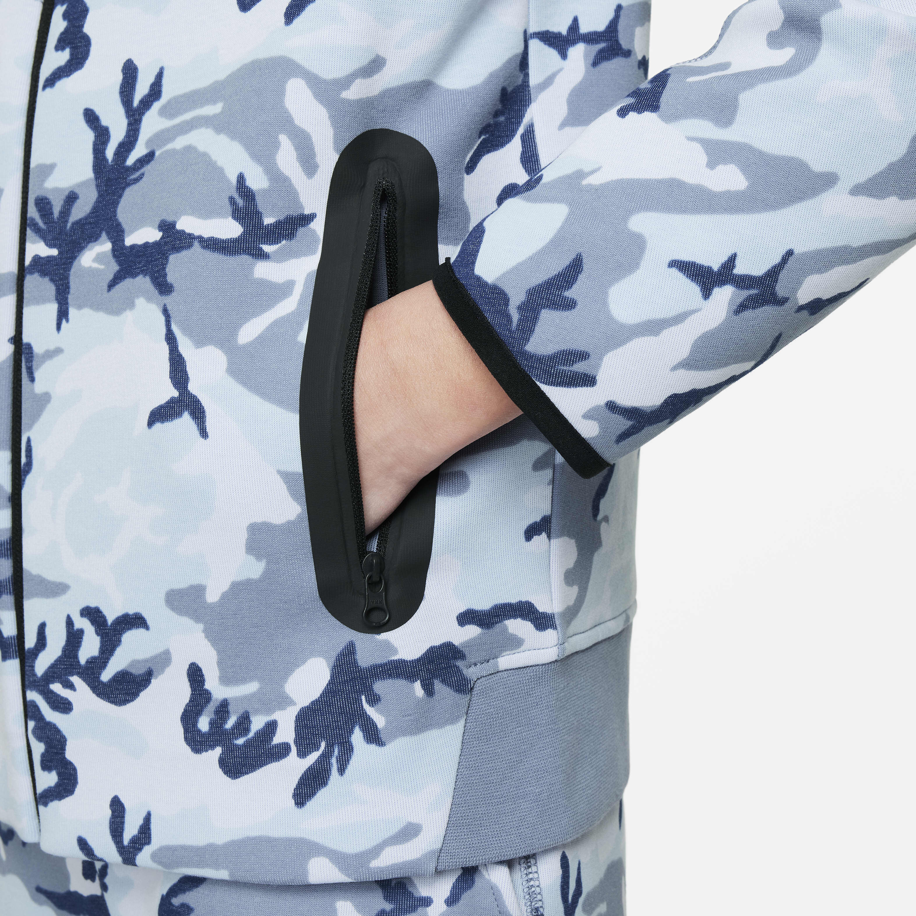 Nike tech fleece camo tracksuit new arrivals