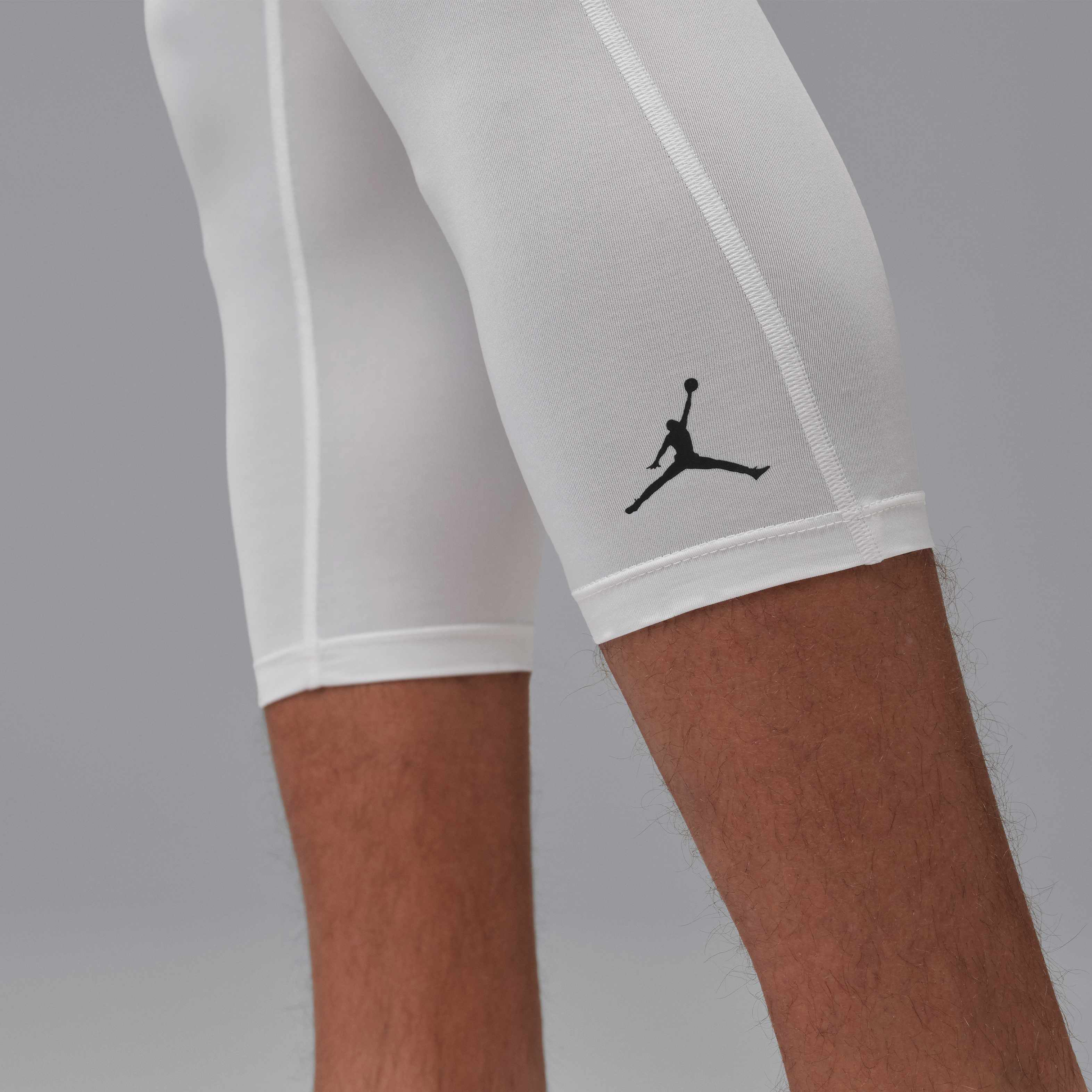 Jordan Sport Essentials image number 3