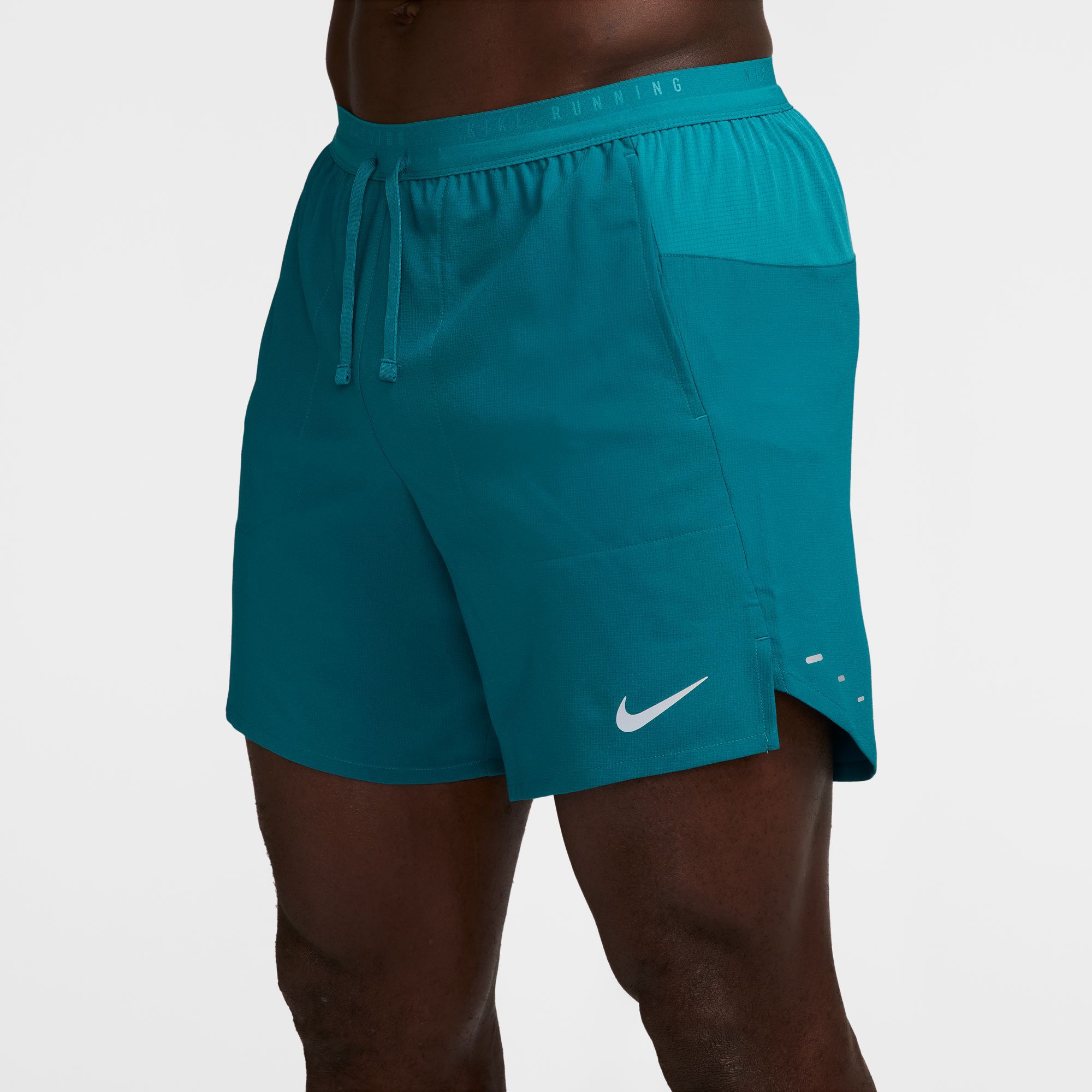 Nike Stride image number 2