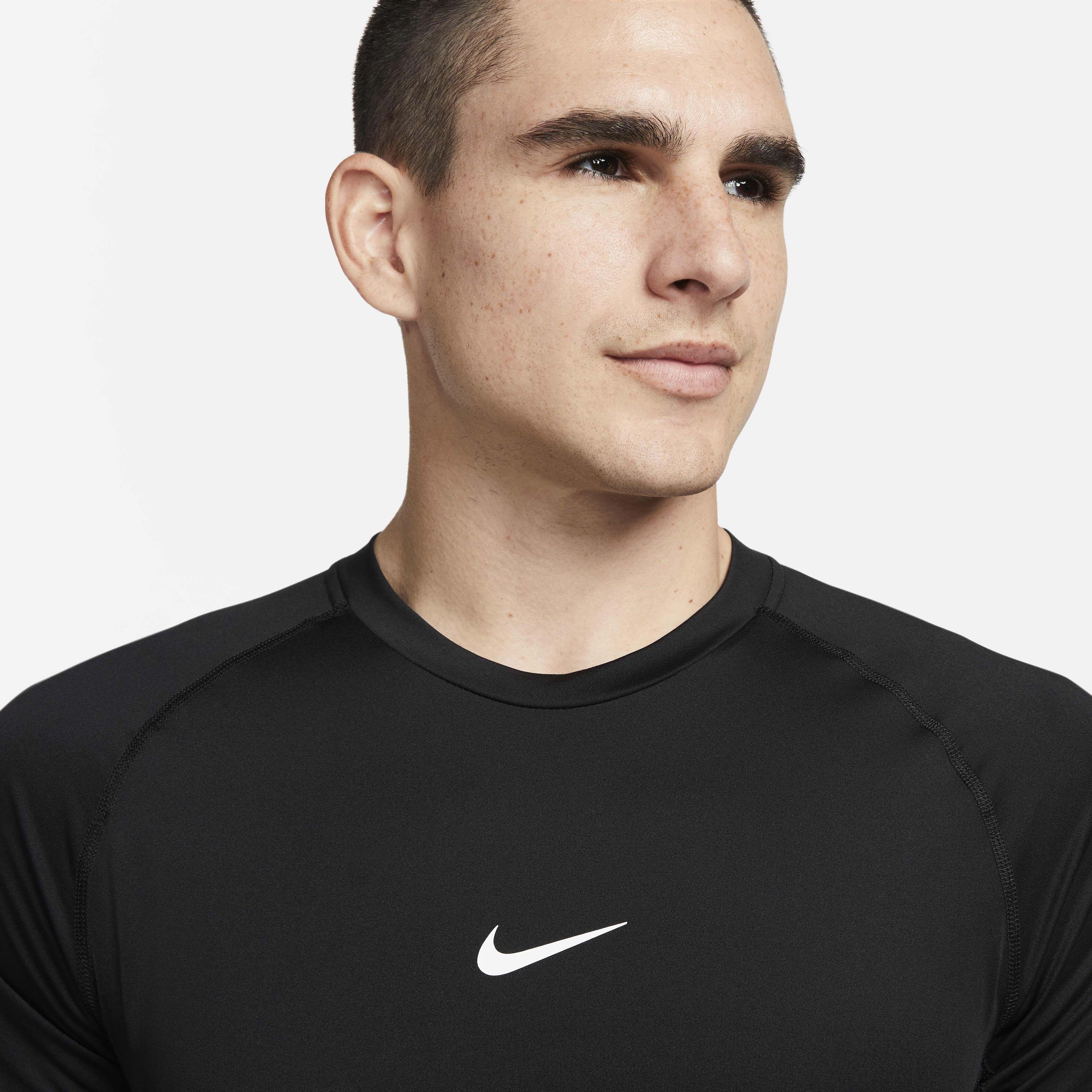 Nike Pro image number 2
