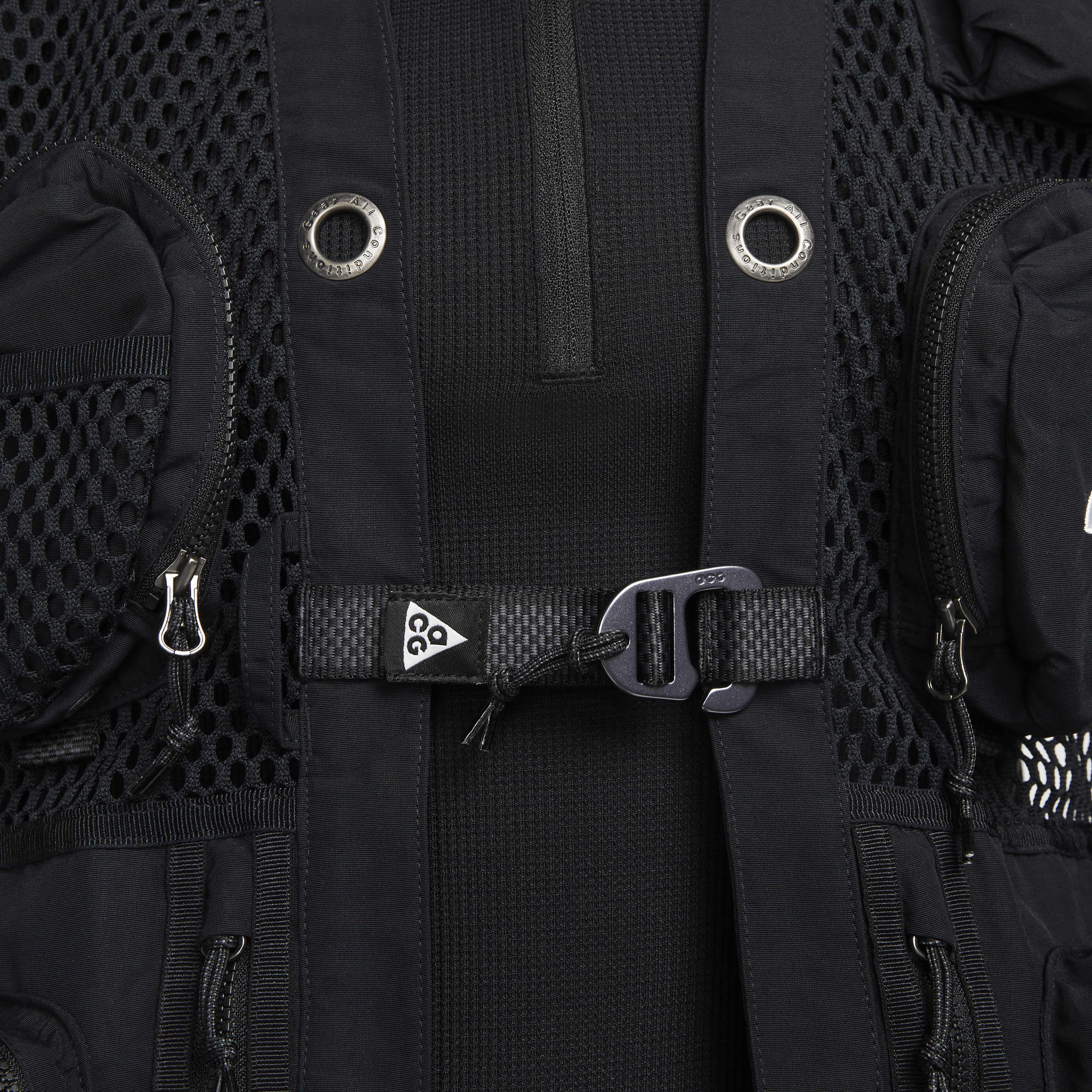 Nike ACG image number 4