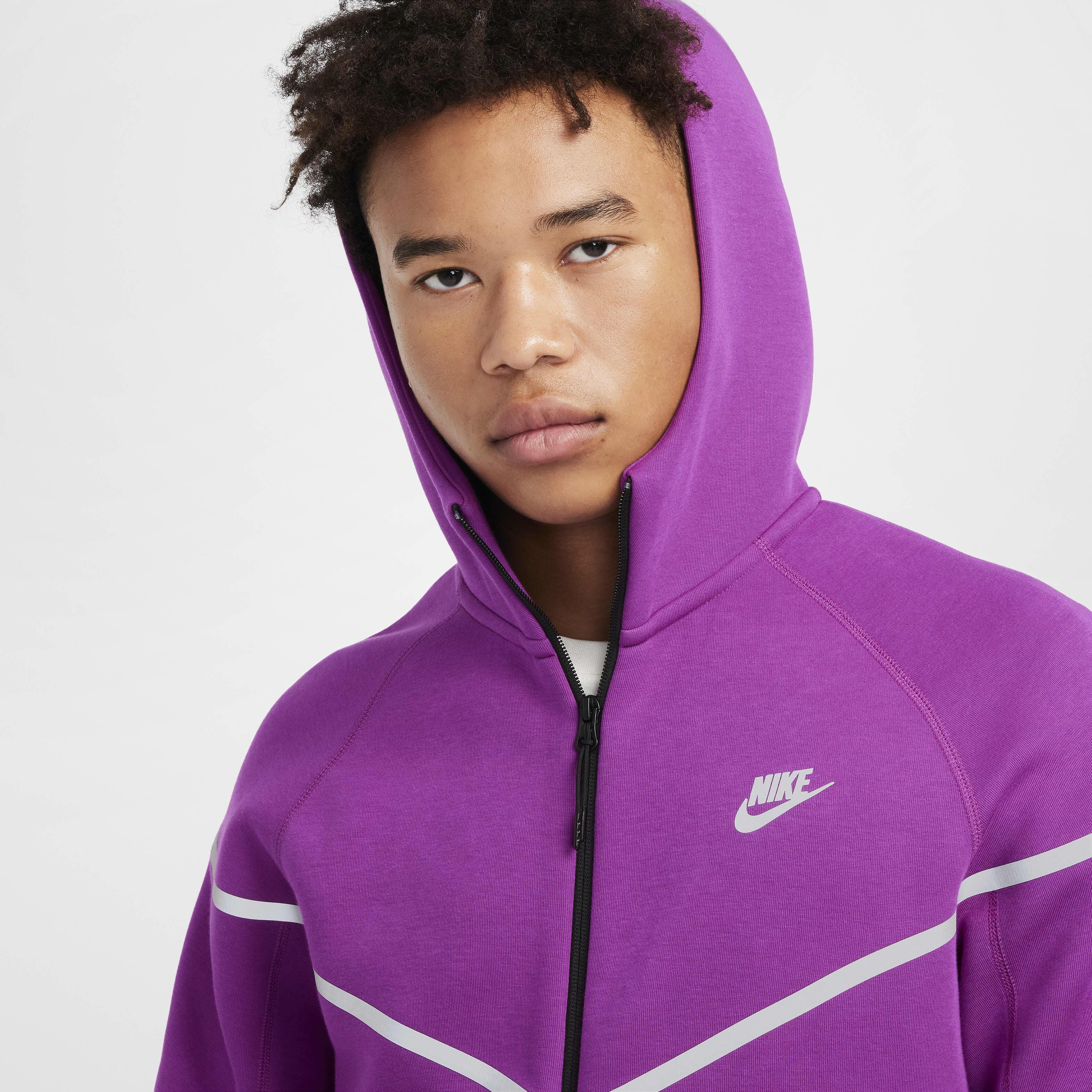 Buy Nike Tech Windrunner Men s Reflective Design Details Fleece Full Zip Jacket Nike Qatar Official