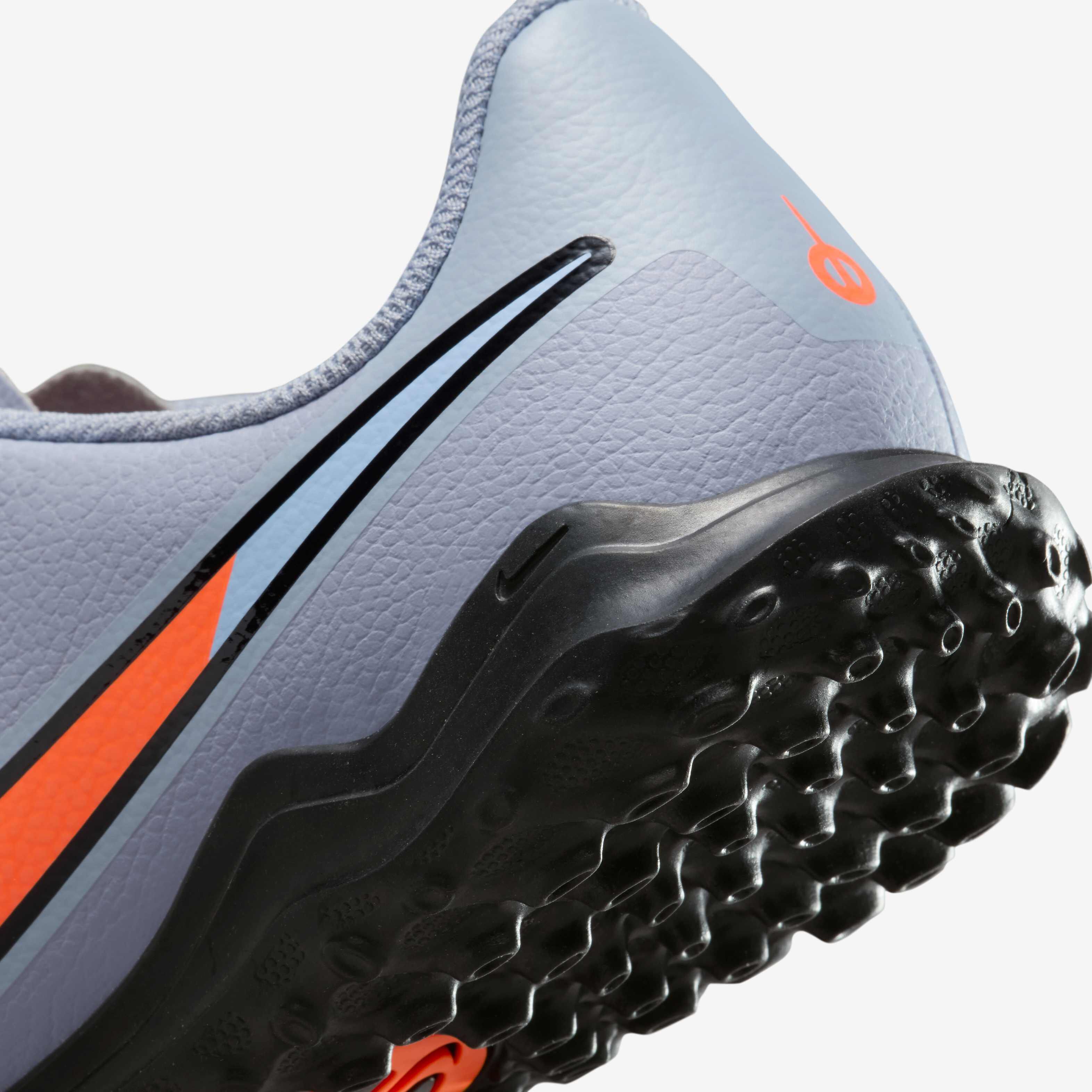 Nike Jr. Tiempo Legend 10 Club image number 7