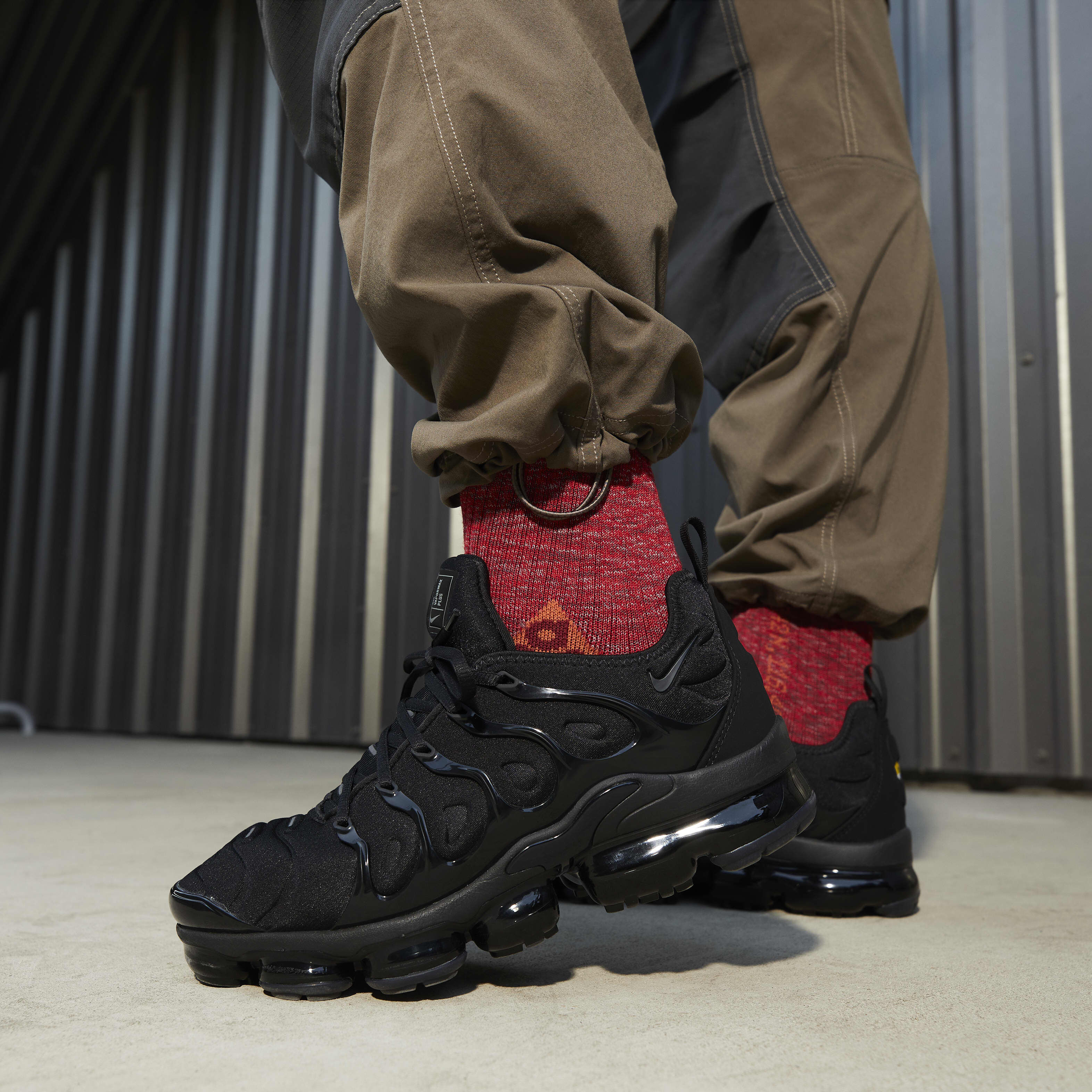 Men nike air vapormax plus top