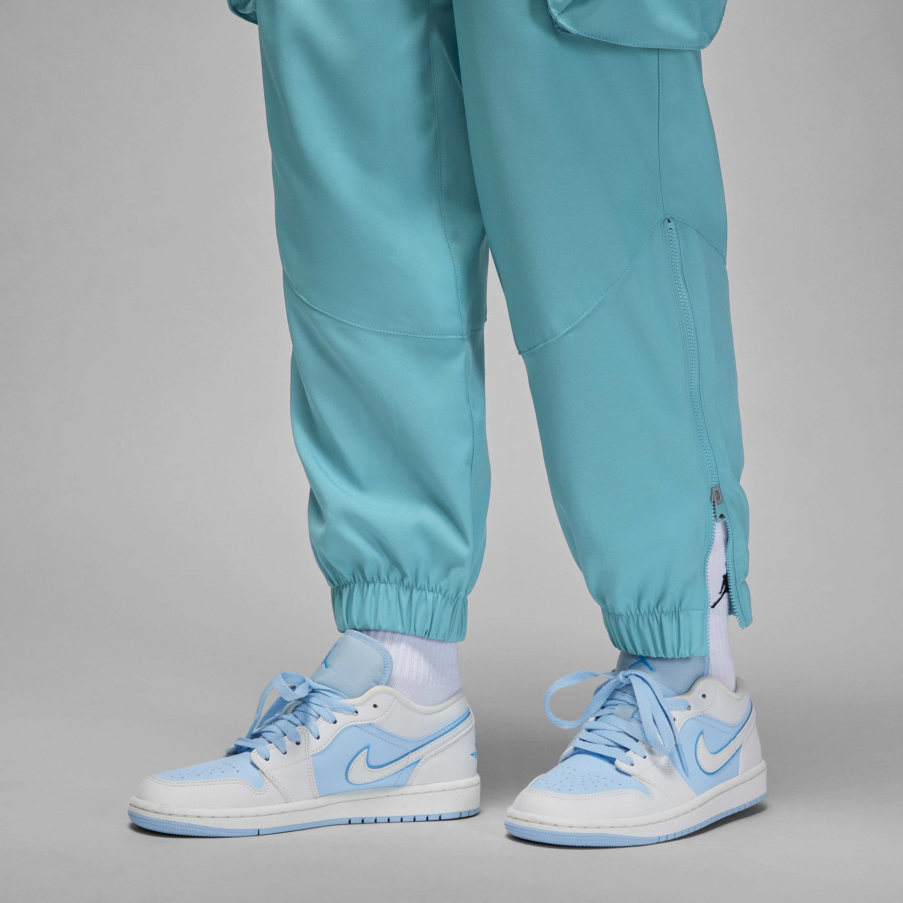 جوردن سبورت تانل image number 4