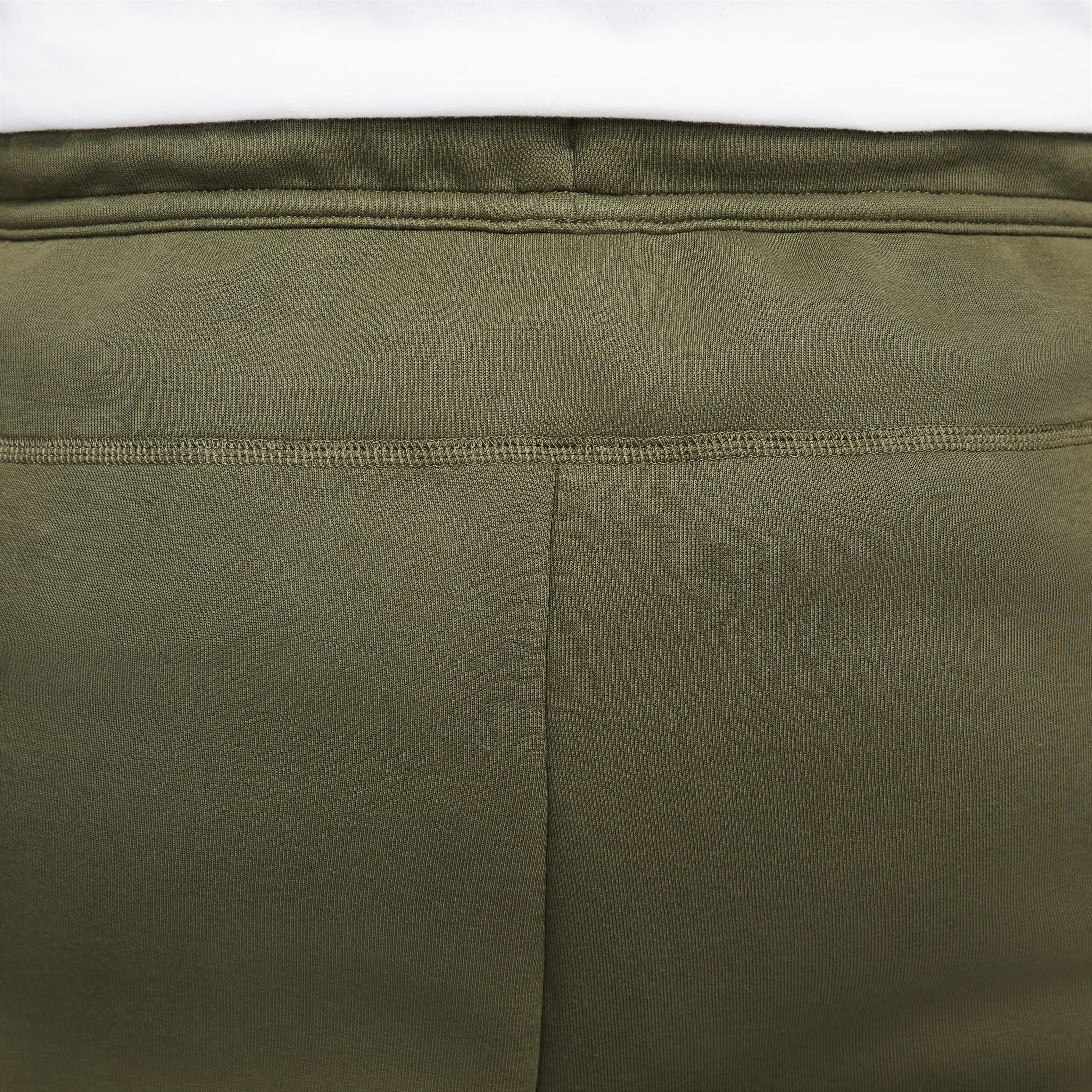 Nike Sportswear Tech Fleece image number 6