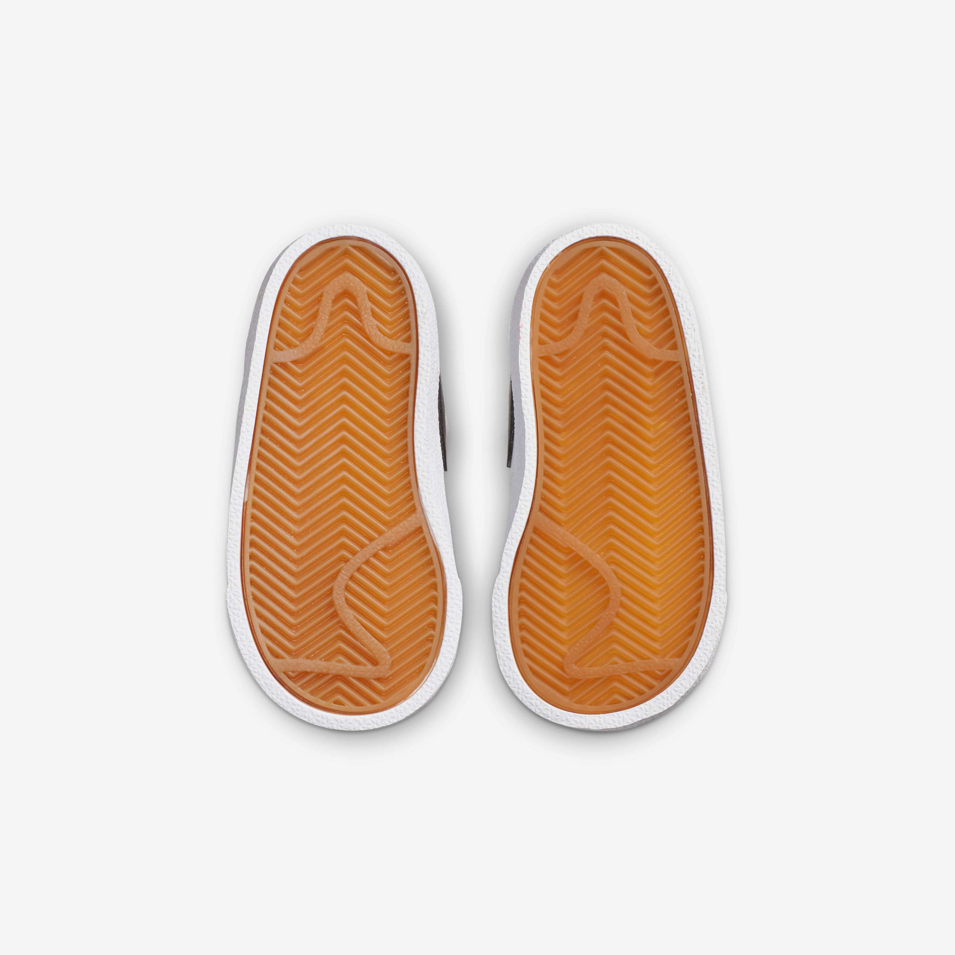 نايكي بليزر ميد '77 image number 1