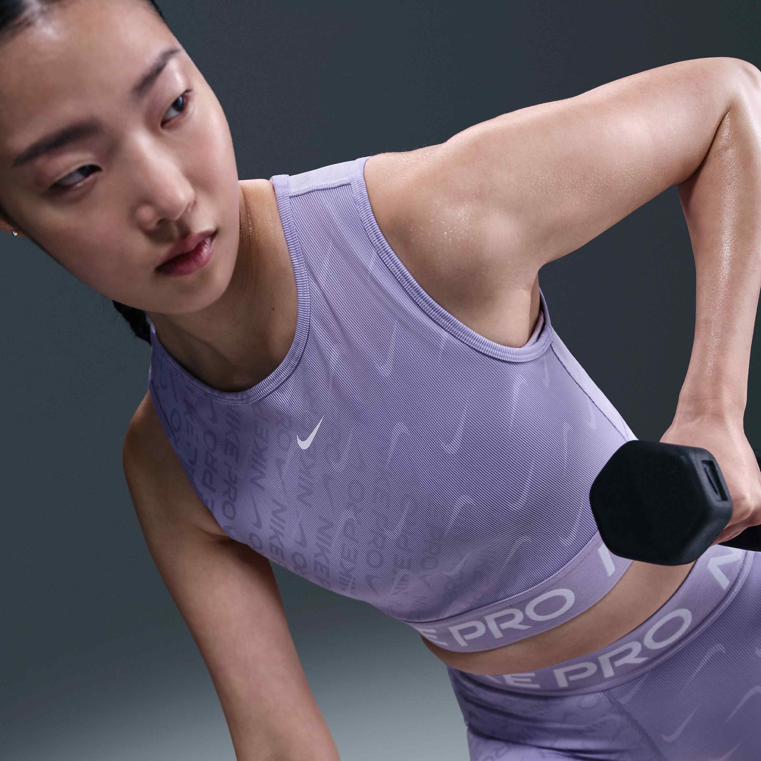 نايكي برو image number 0