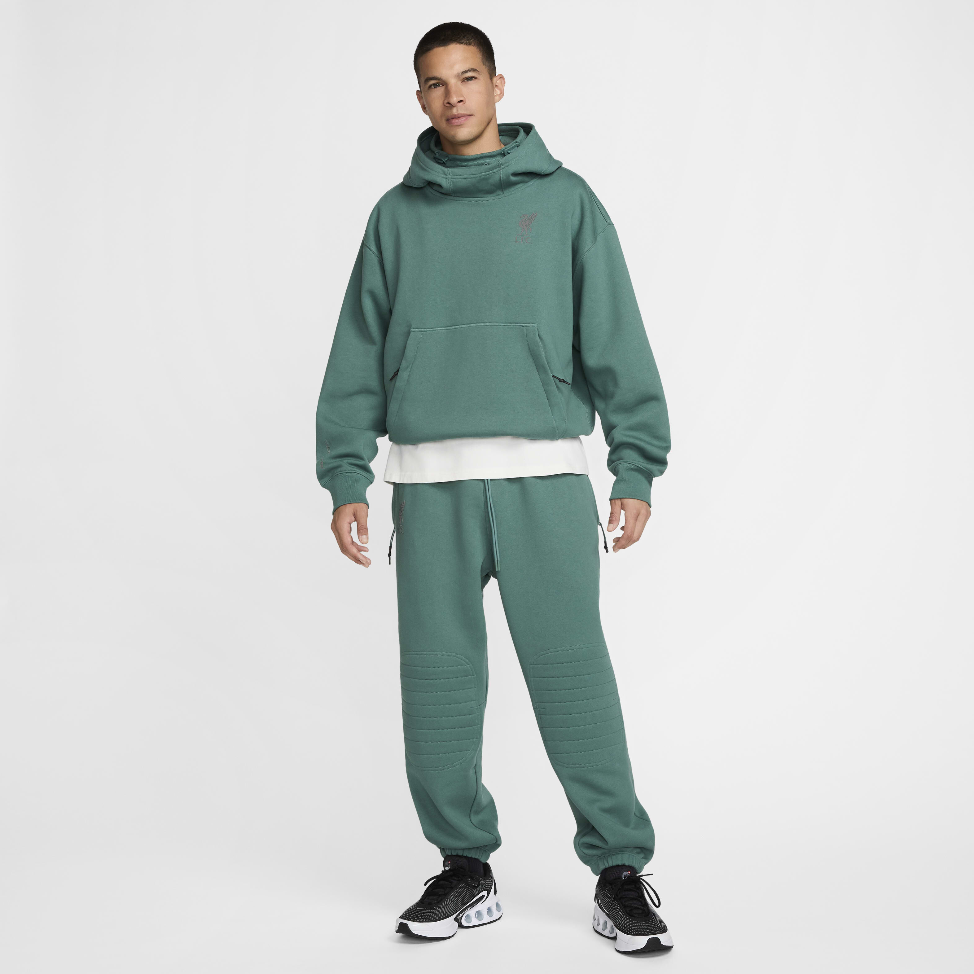 Liverpool F.C. Tech Pack image number 9