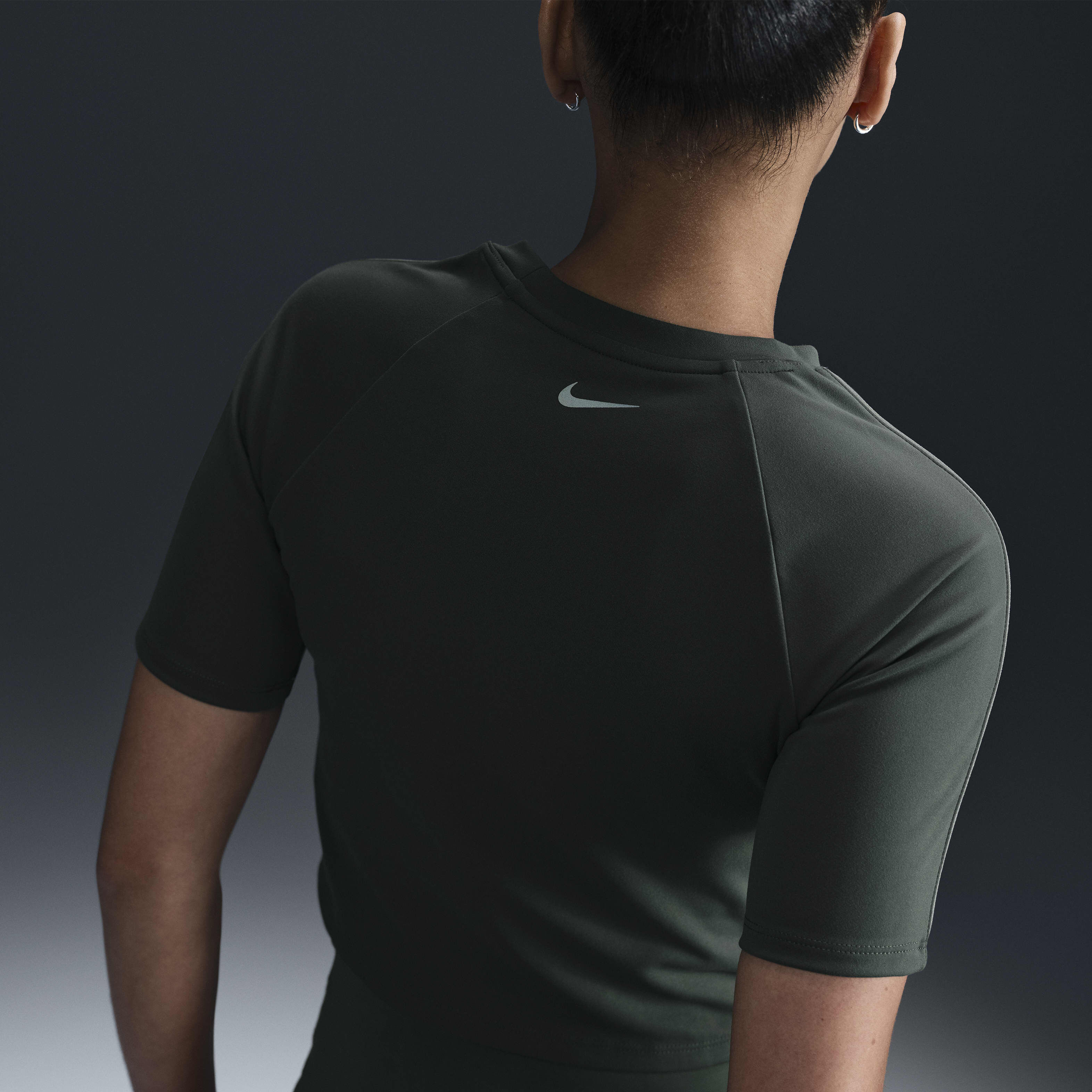 نايكي ون فيتد image number 1