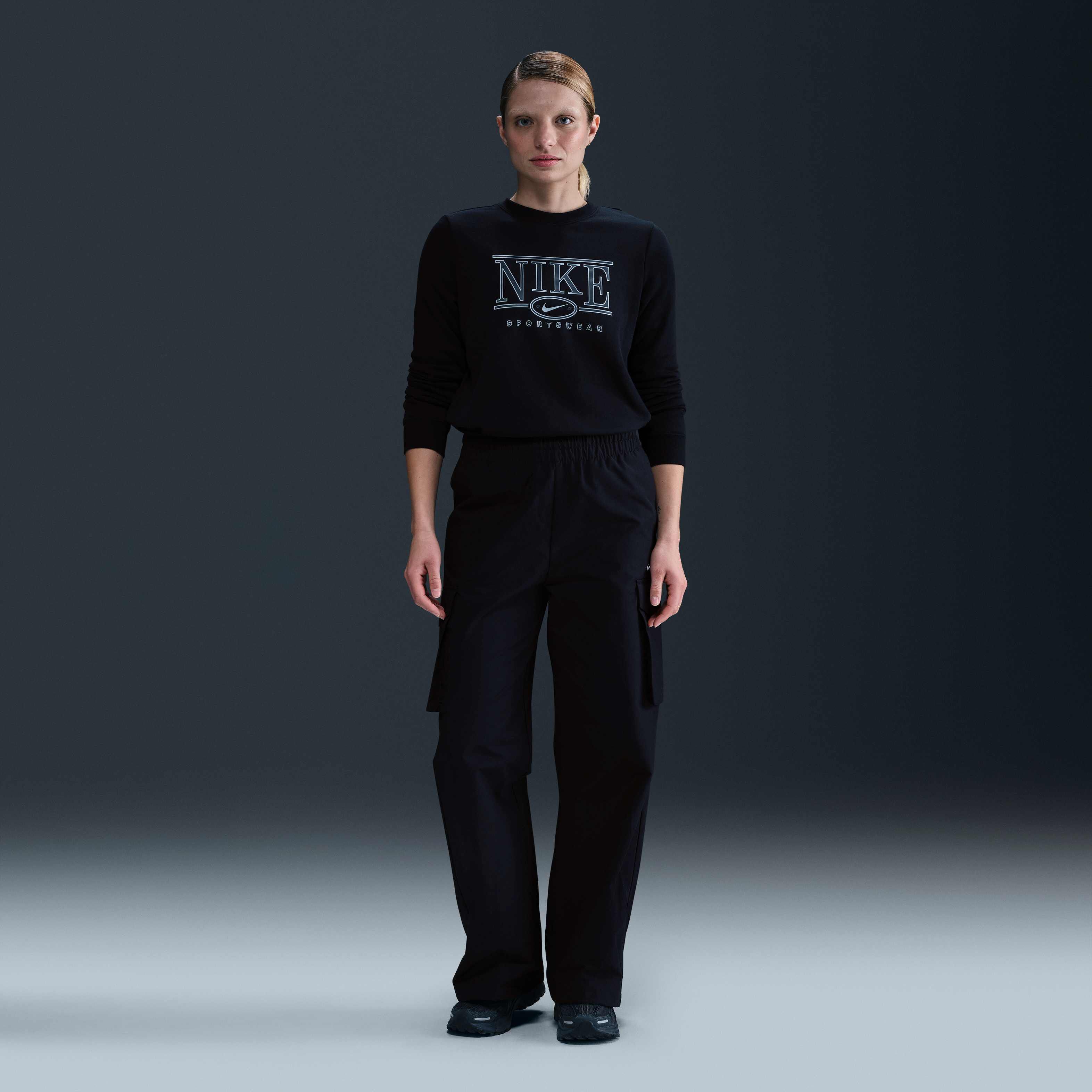 نايكي سبورتسوير كلوب فليس image number 3