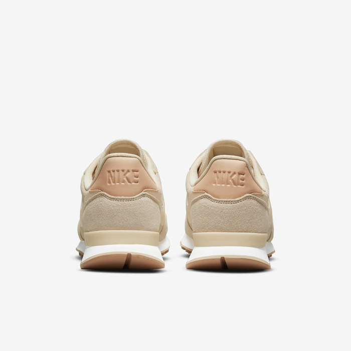 Basket Nike Nike Internationalist Femme Beige Et Or Buy Nike