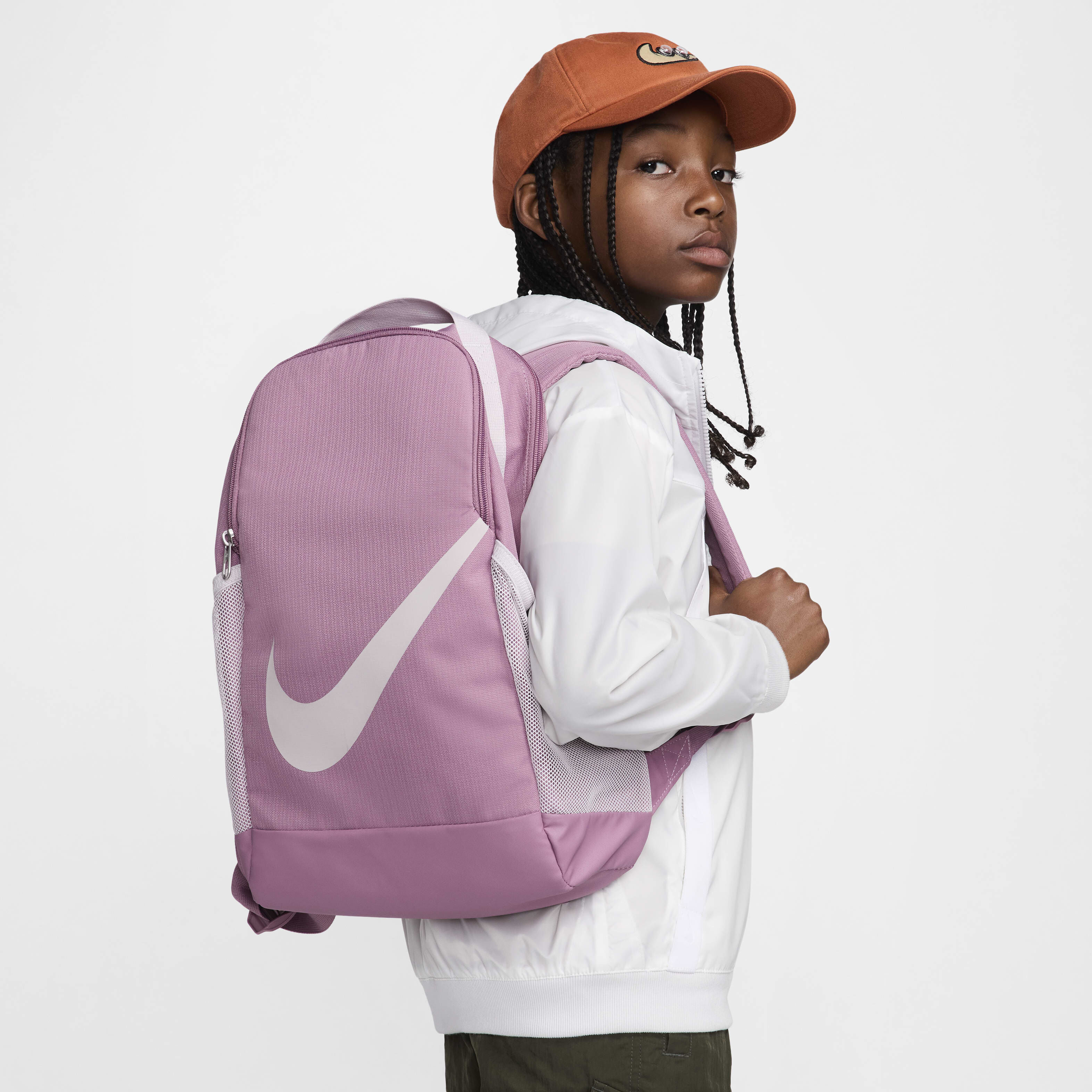 Girl nike bags discount