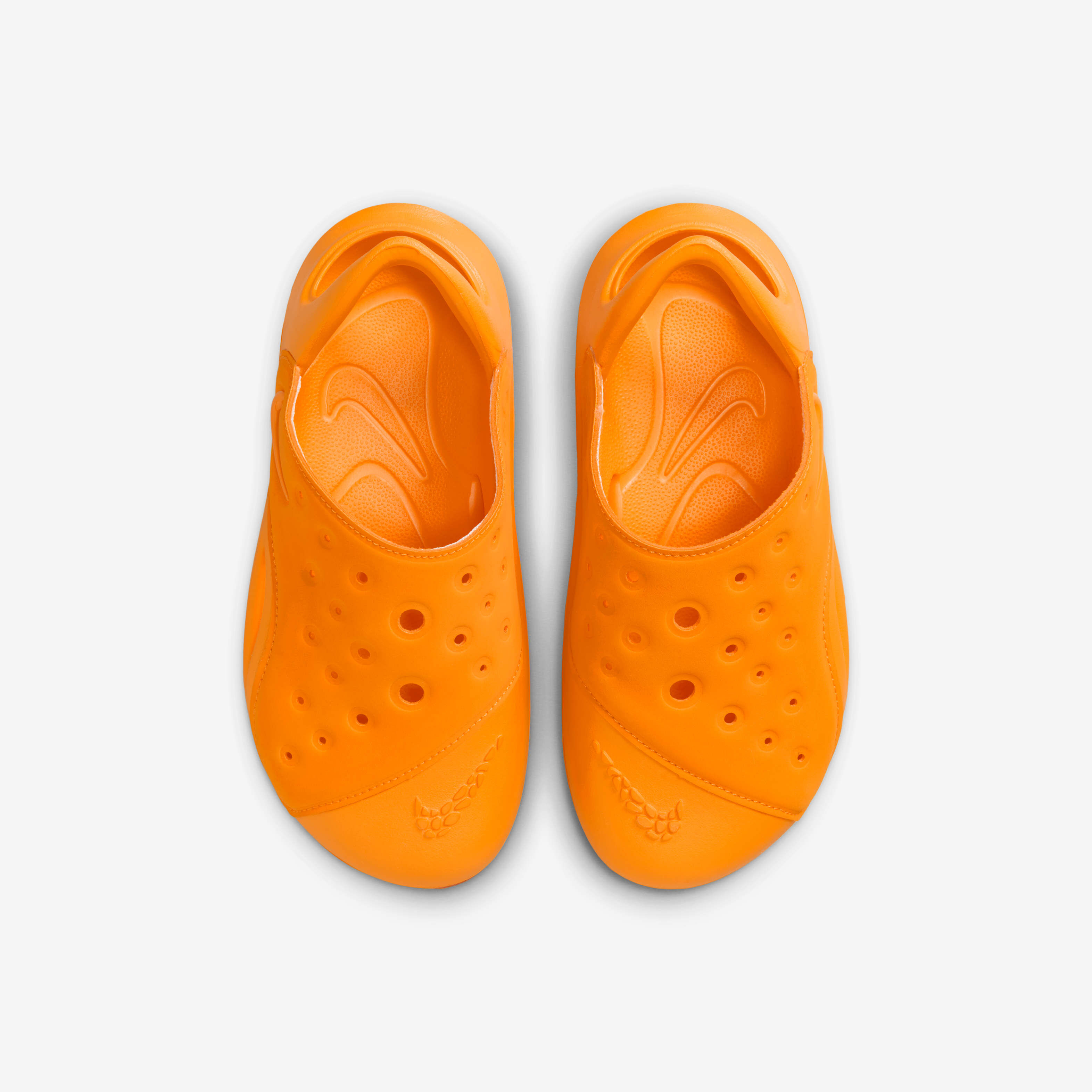 Nike Aqua Swoosh image number 3