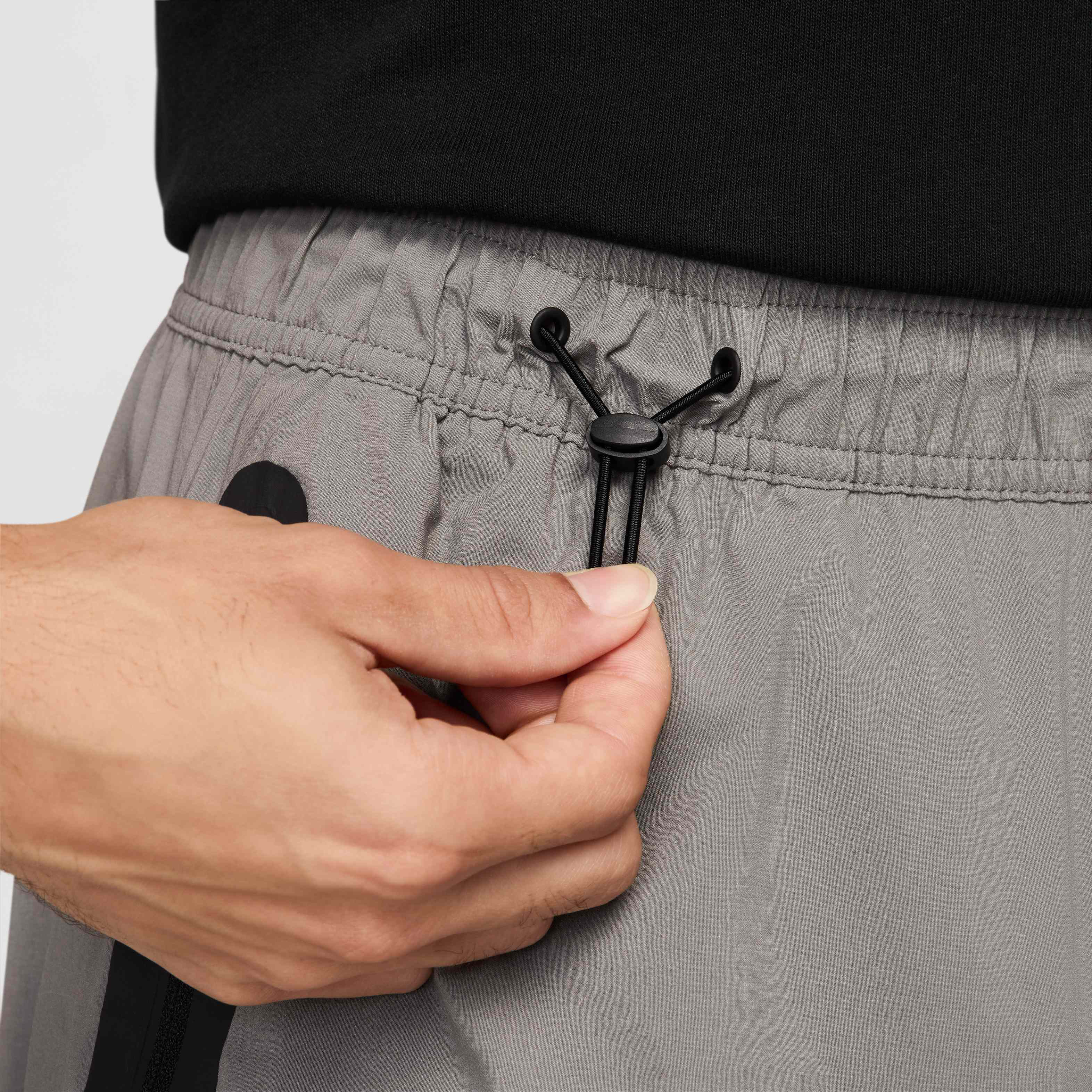 نايكي تك image number 3