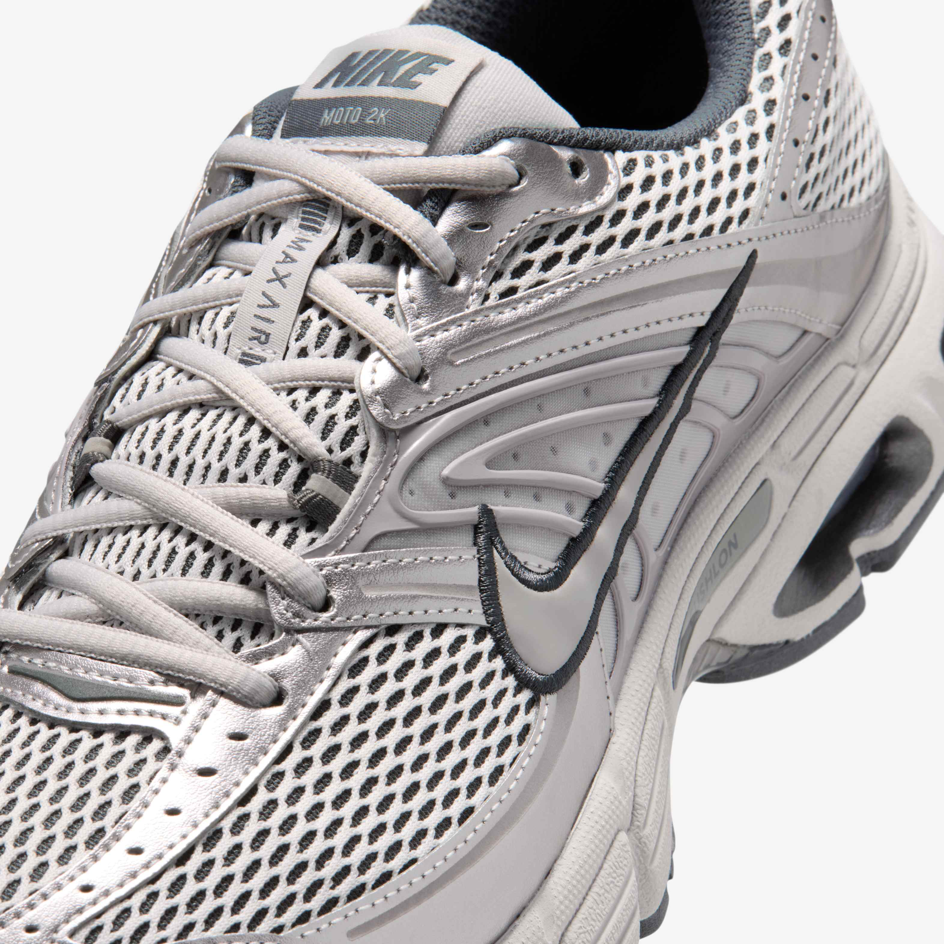 Nike Air Max Moto 2K image number 6