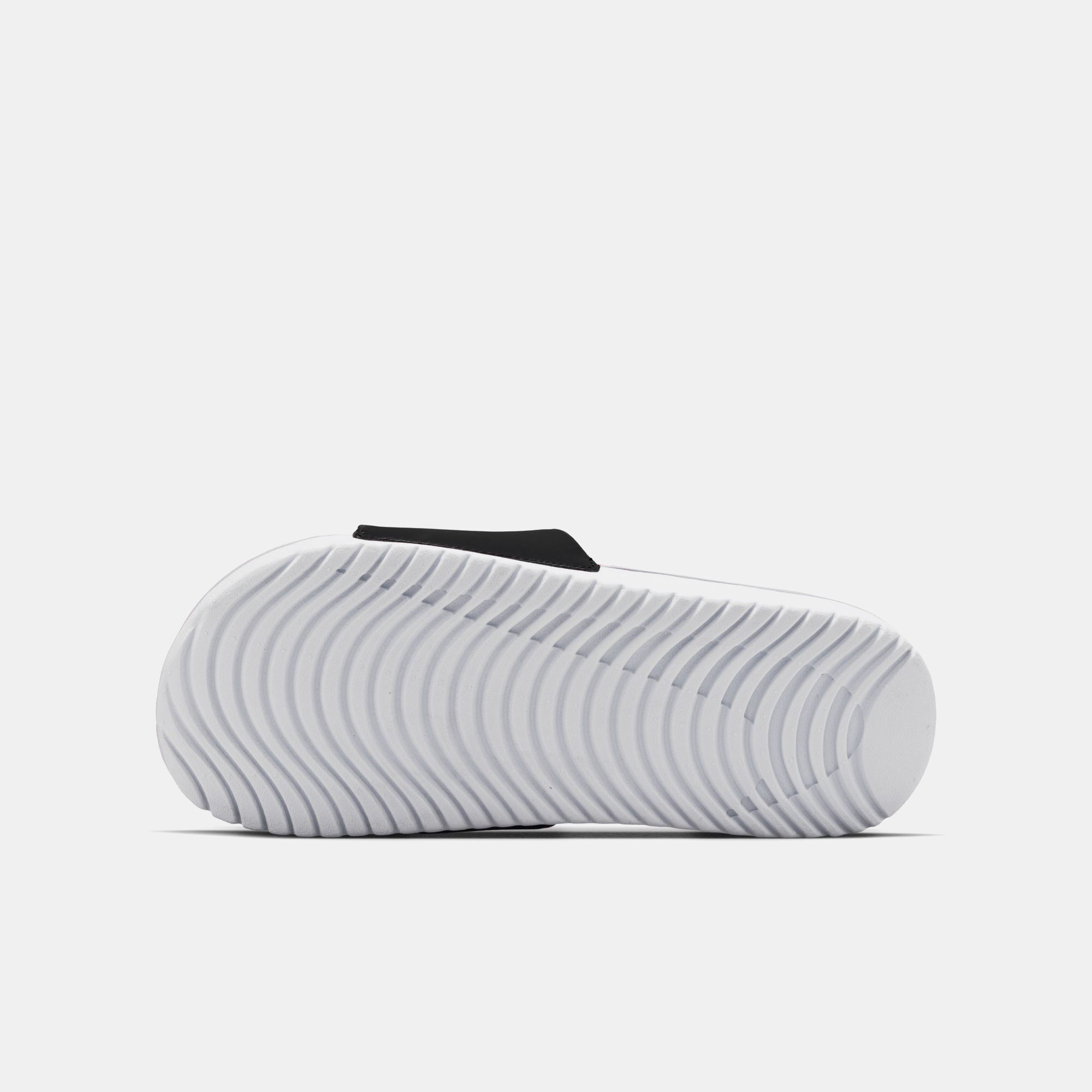 نايكي كاوا image number 5