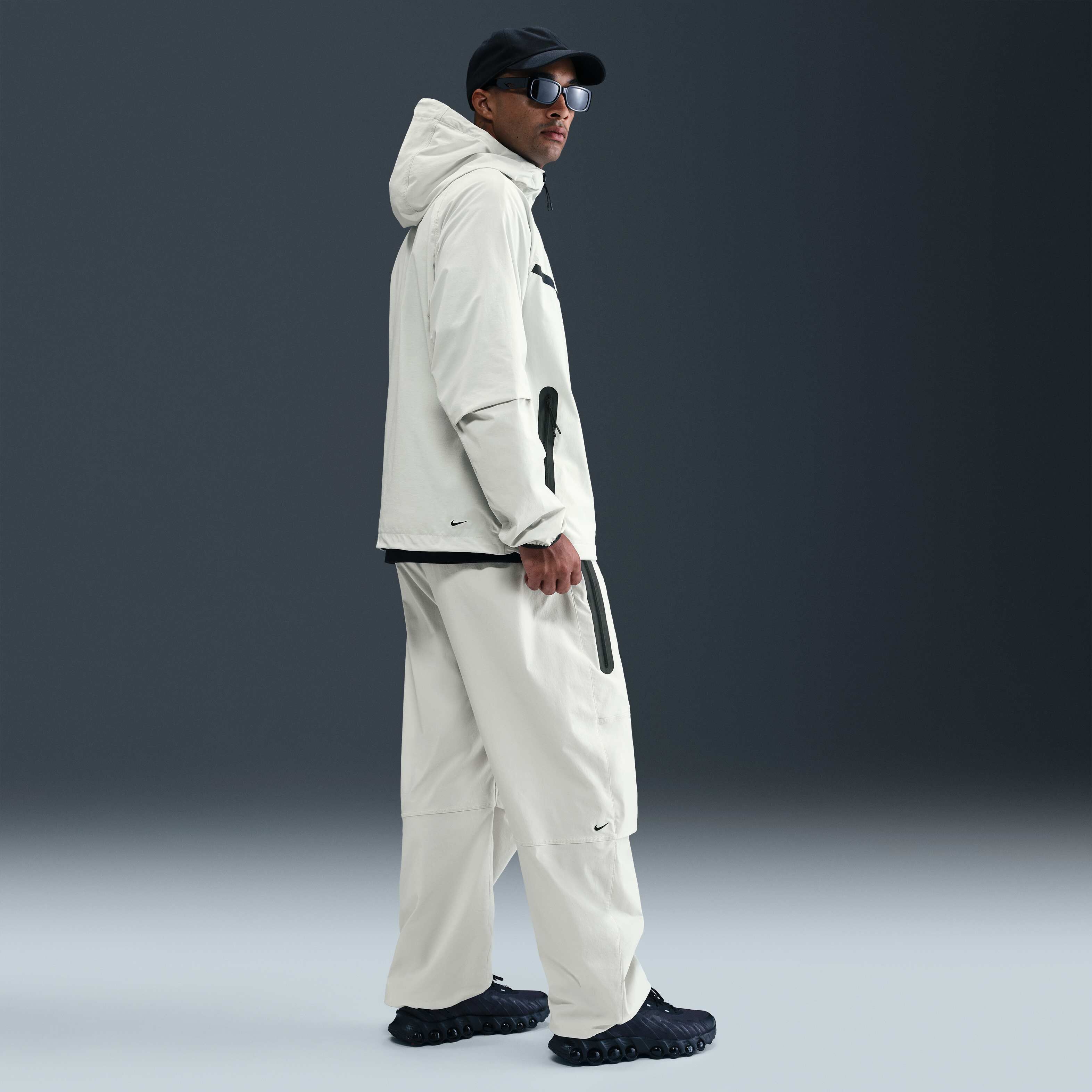 Nike Tech image number 3