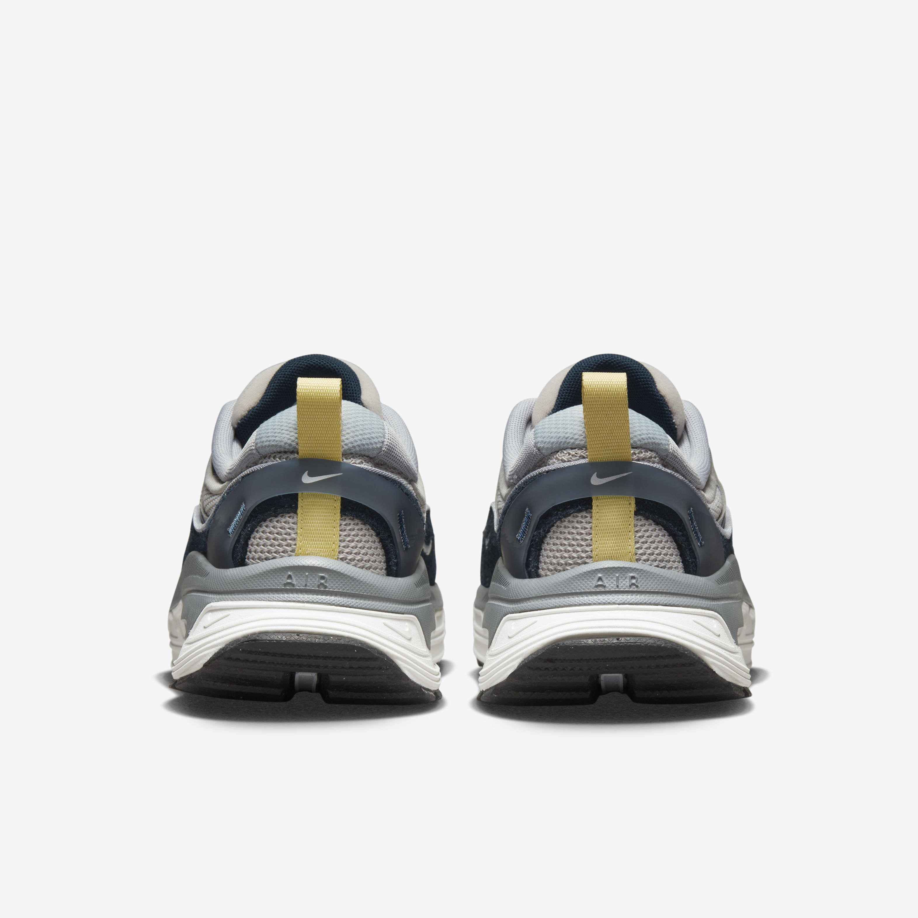 اير ماكس بليس image number 6