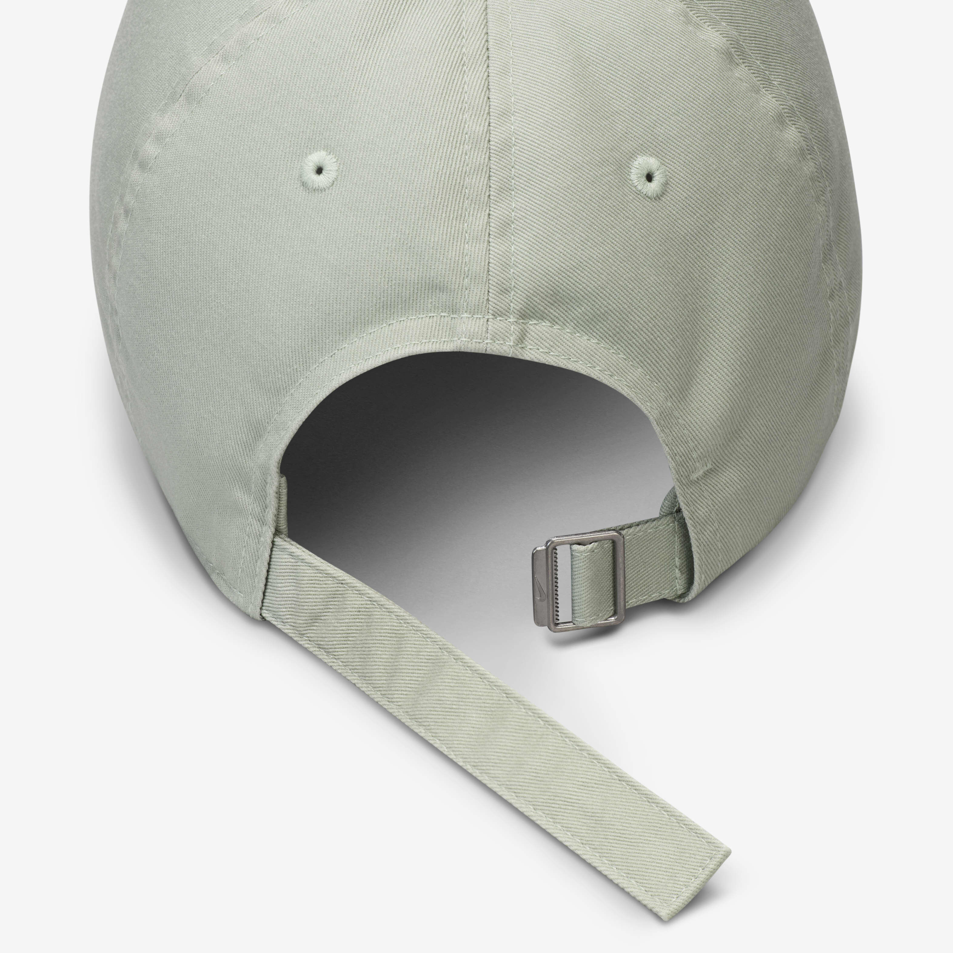 نايكي كلوب image number 2