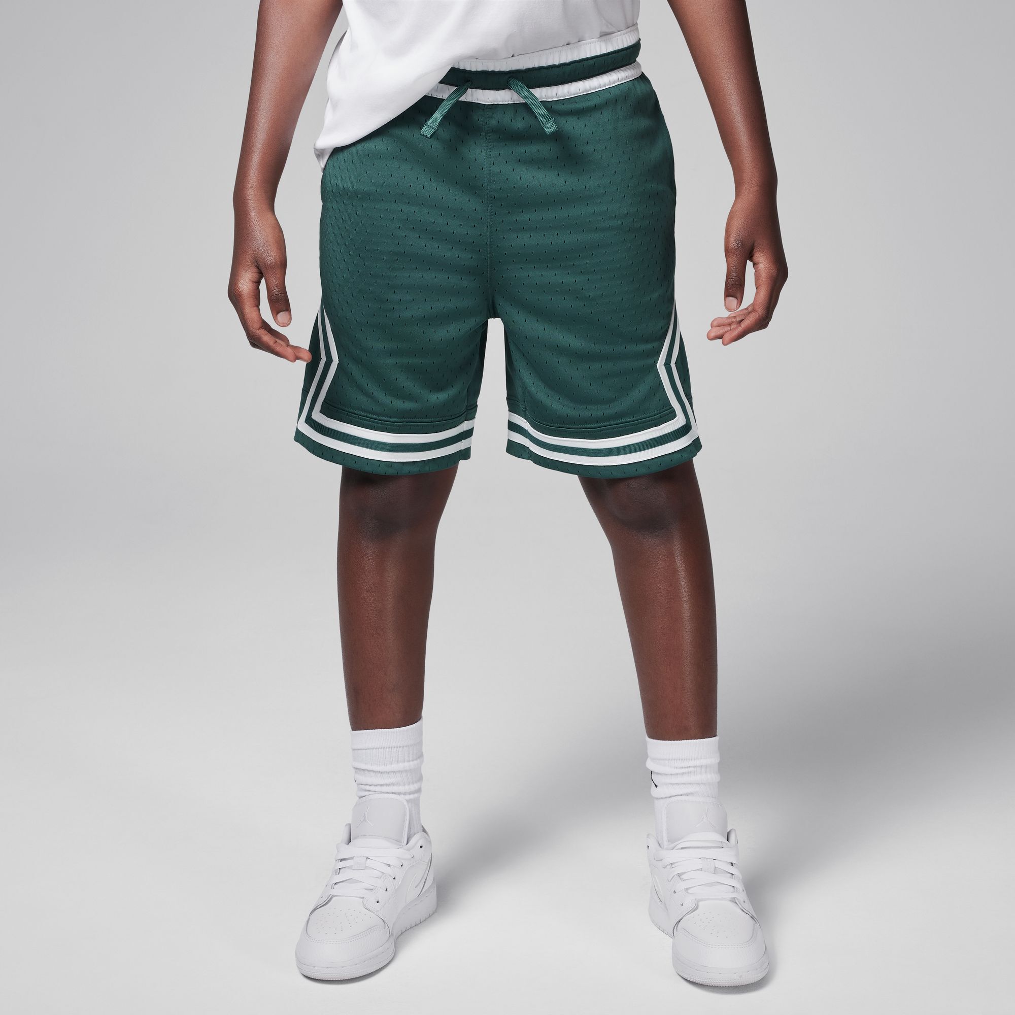 NIKE JORDAN DIAMOND SHORTS ボタニカル　花柄　夏 NIKE JORDAN DIAMOND SHORTS ボタニカル 花柄 夏 - メルカリ