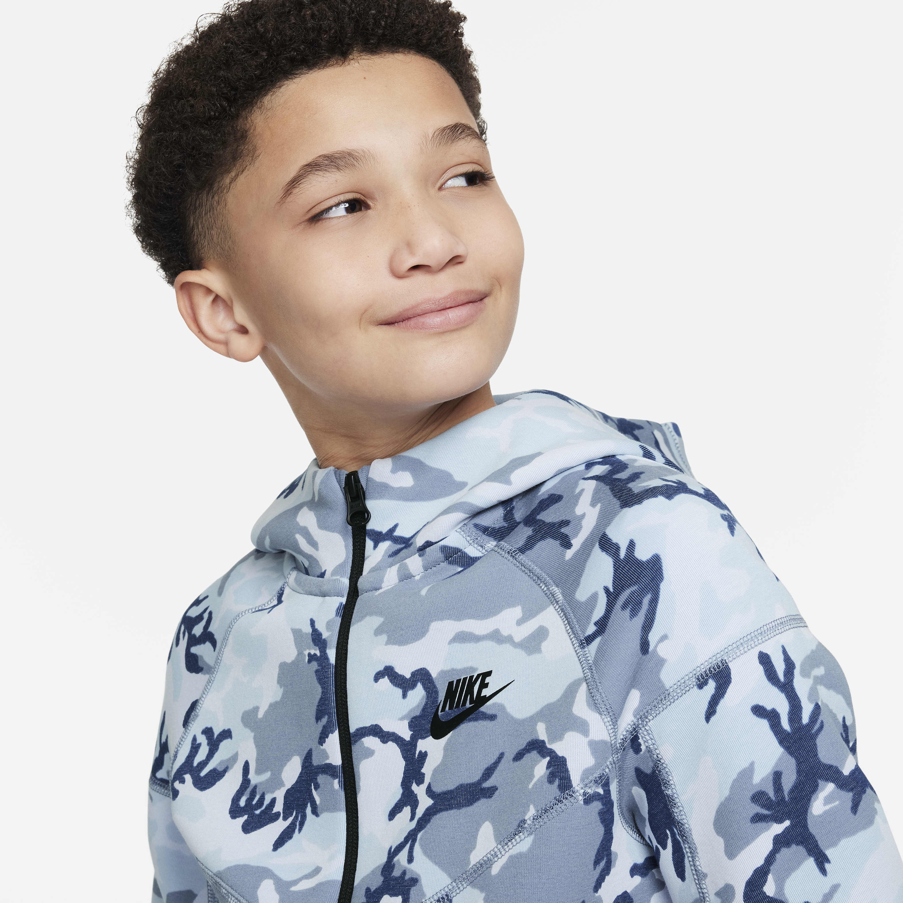 Nike camo hoodie kids shop
