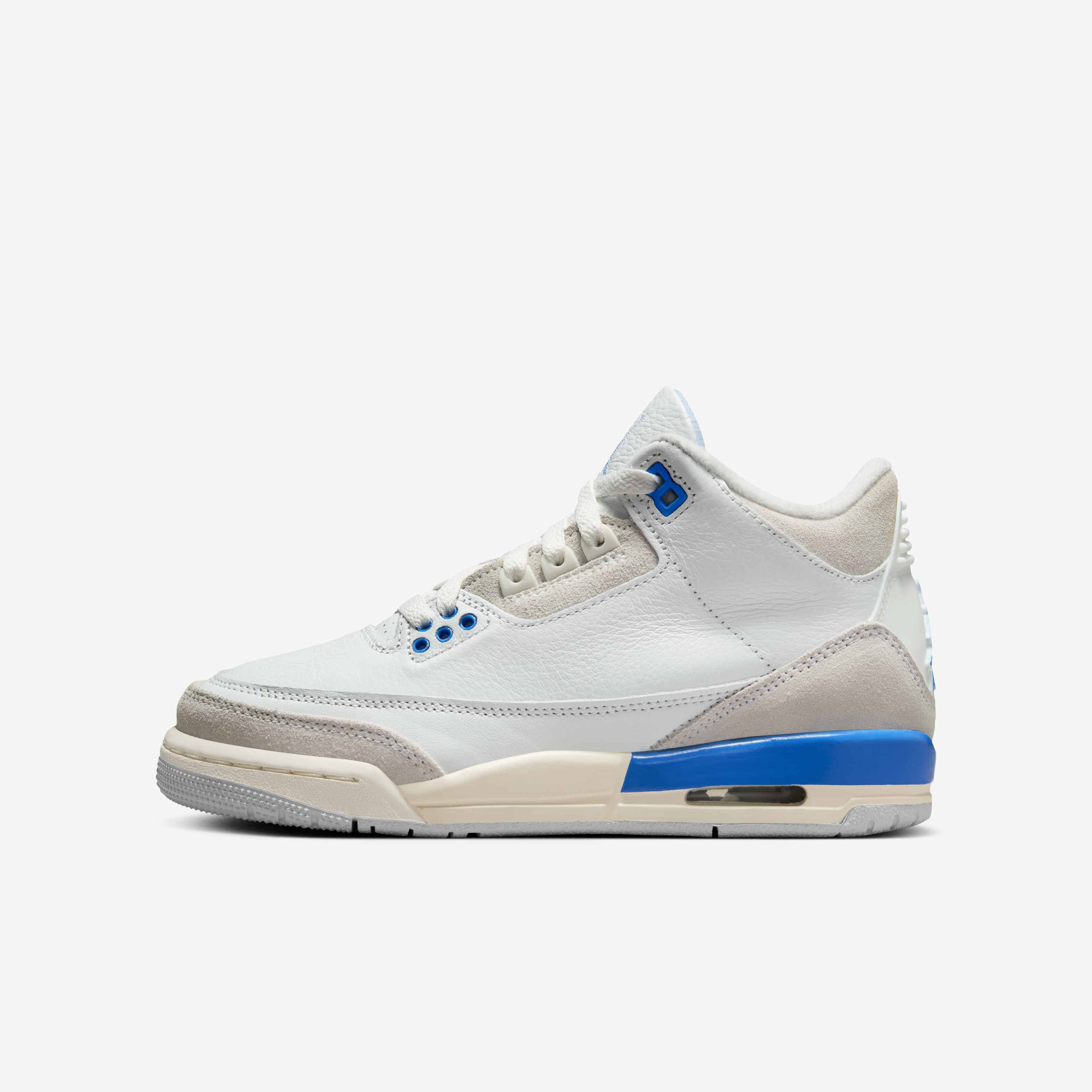 Air Jordan 3 Retro image number 0