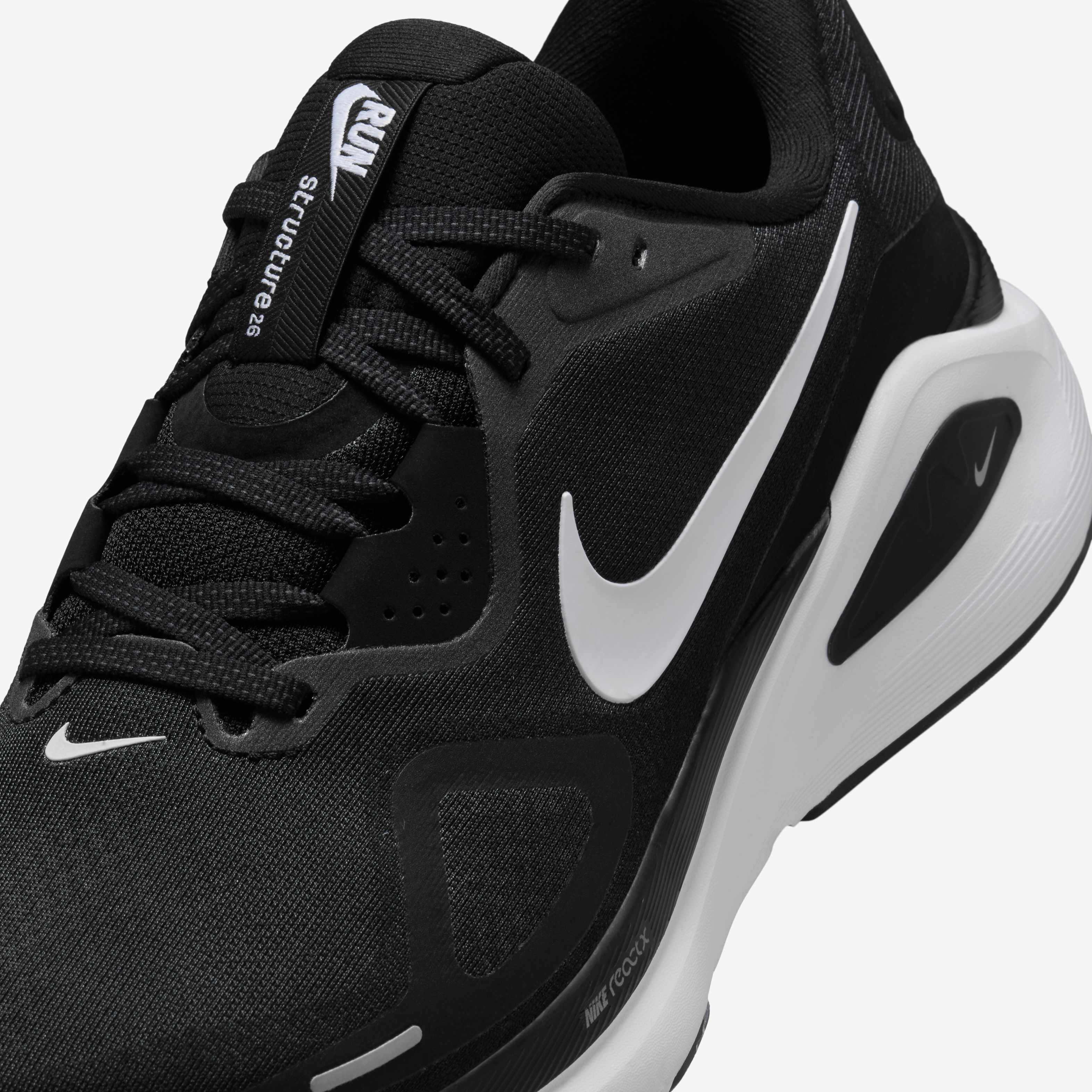 Nike Structure 26 image number 6