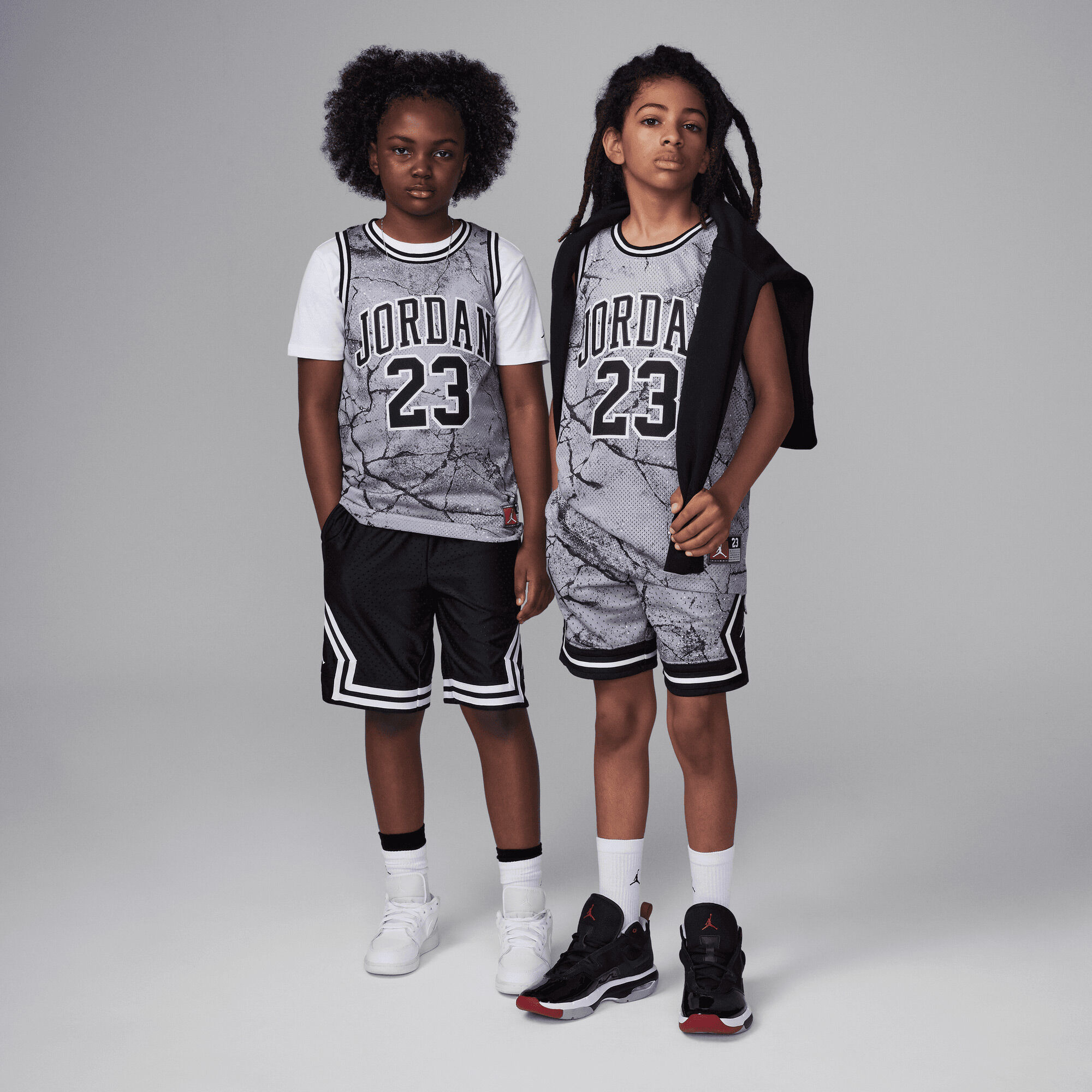 تيشيرت جوردن 23 سترايبد image number 3