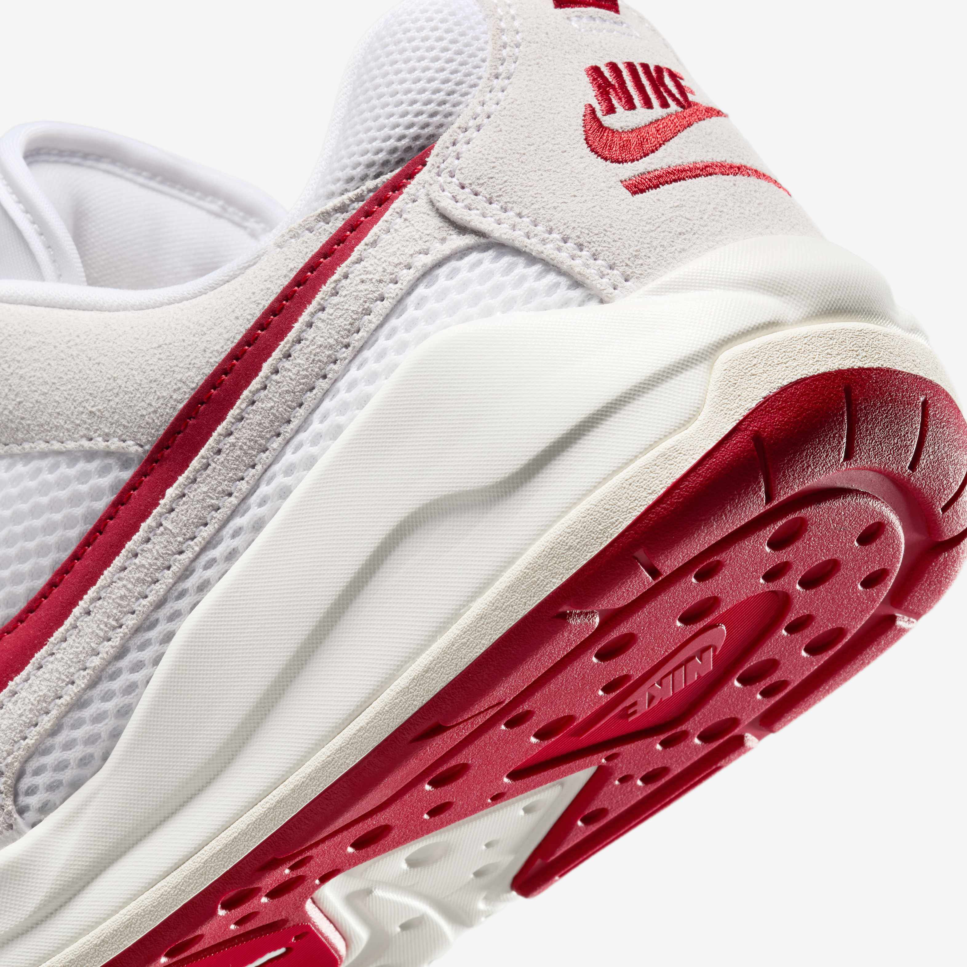 جوردن سي أم أف تي ايرا image number 7