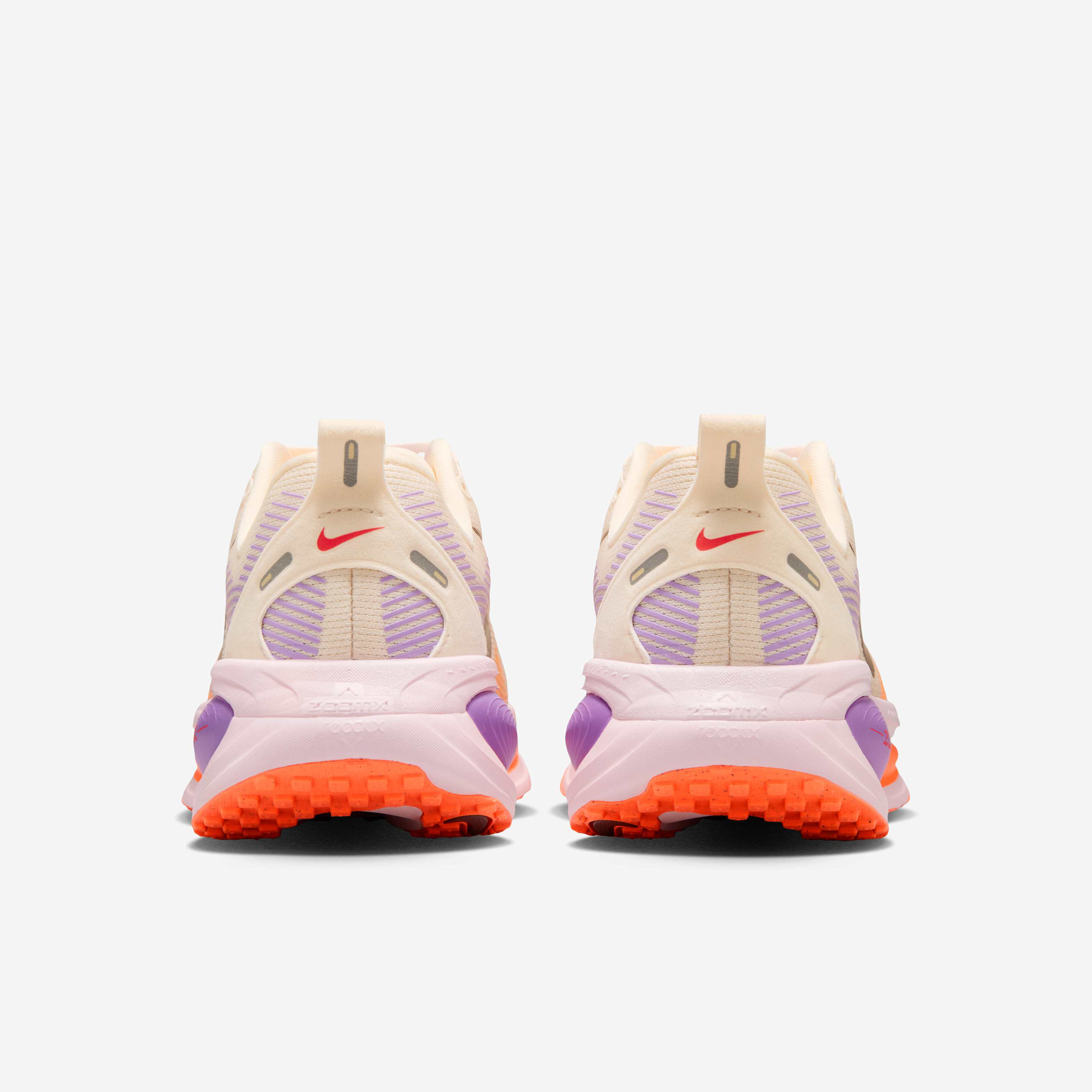 Nike Vomero 18 image number 5